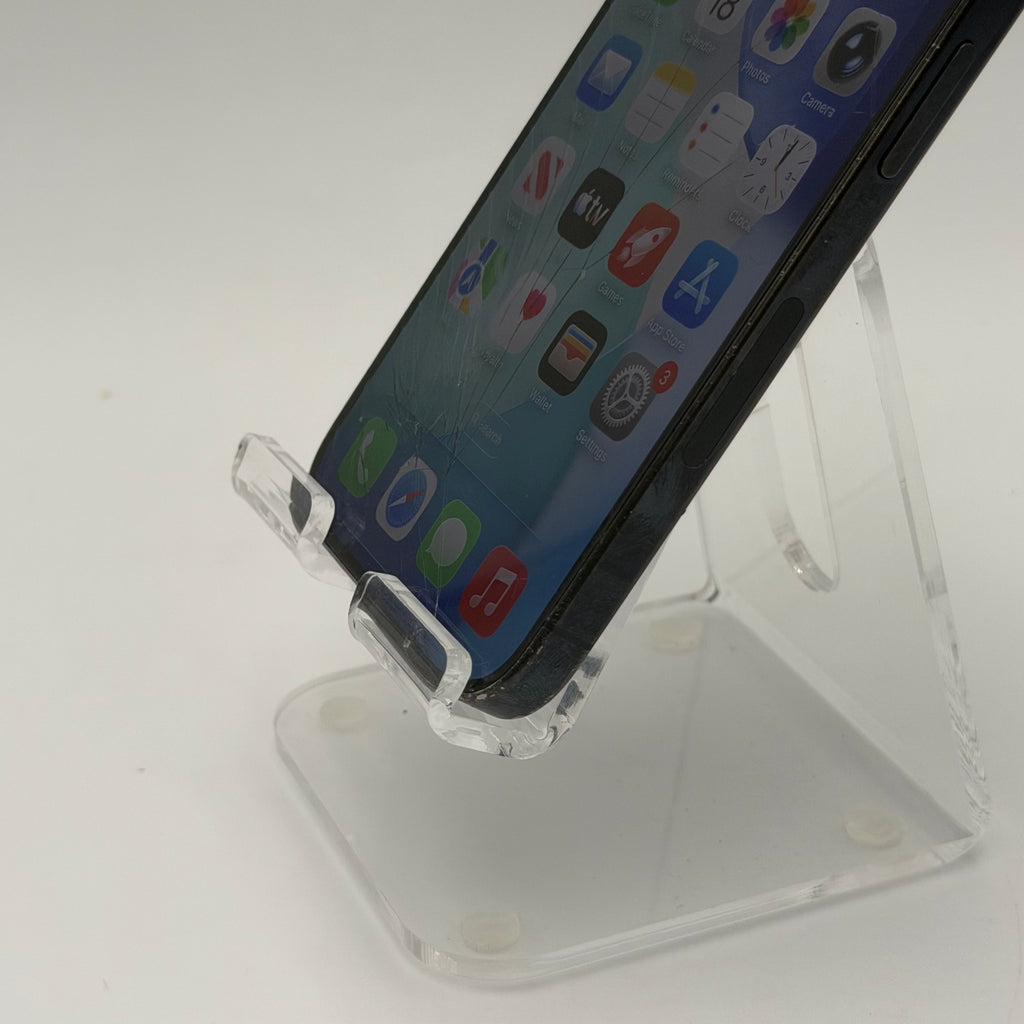 Broken Unlocked Apple iPhone 15 Pro - 128 GB - Back cracked- Crack screen - 82% BH