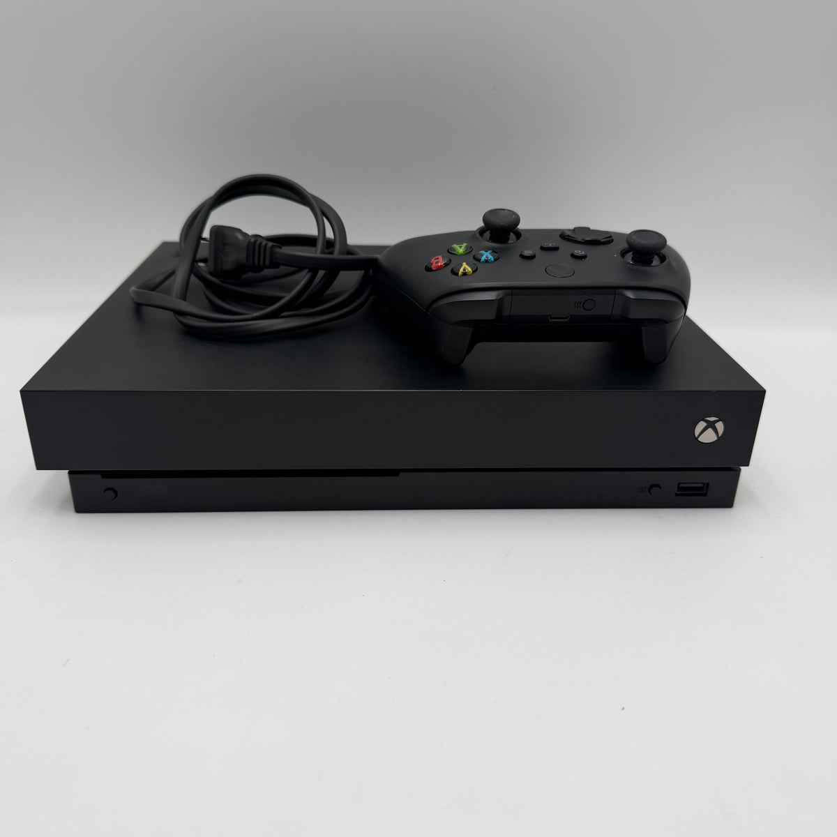 Microsoft Xbox One X (1787) 2017 1TB Console with Controller