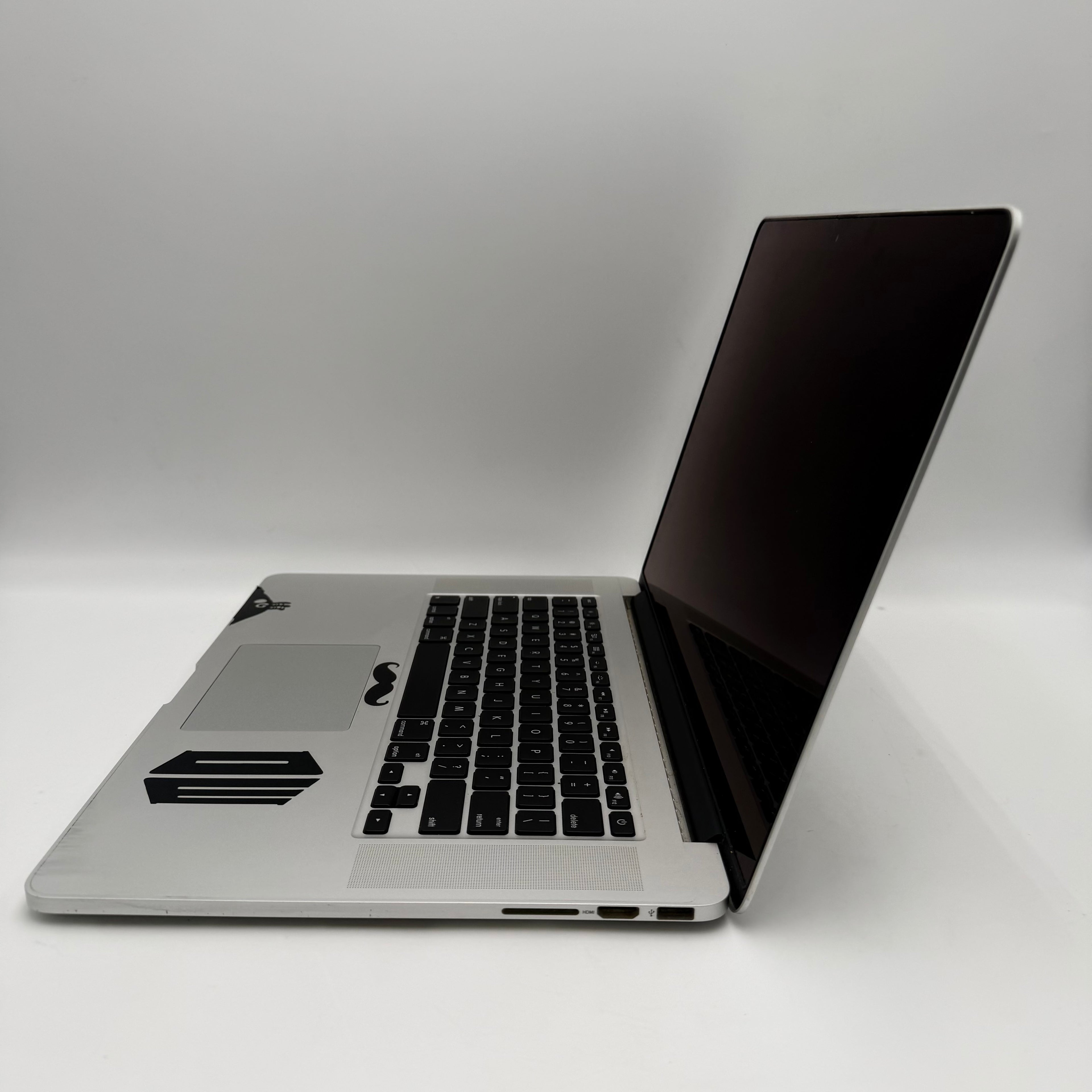 Apple MacBook Pro 15" A1398 2013 Laptop - Silver - Broken