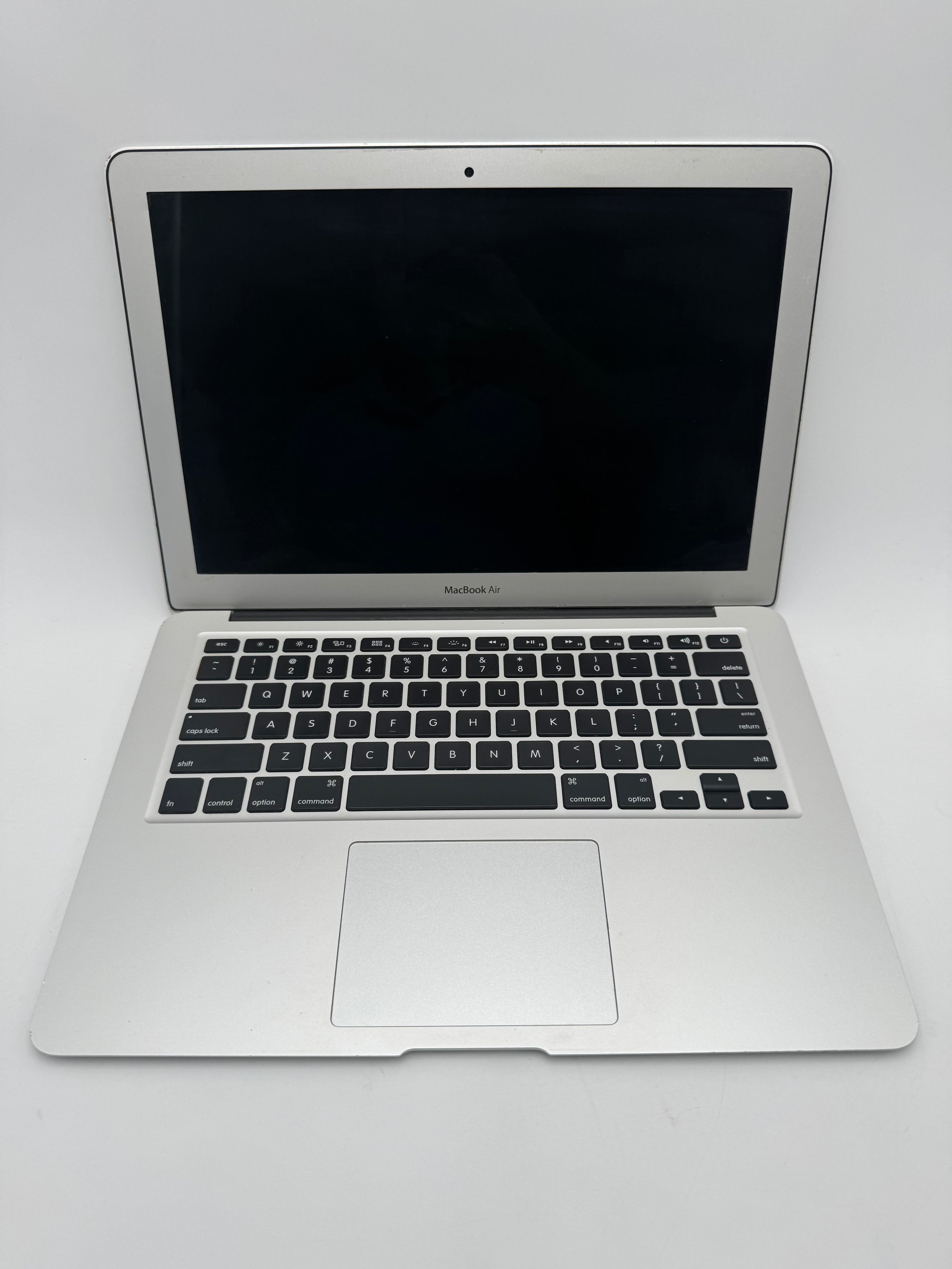 Apple MacBook Air 13" A1466 2012 128GB 4GB Core i3 Silver