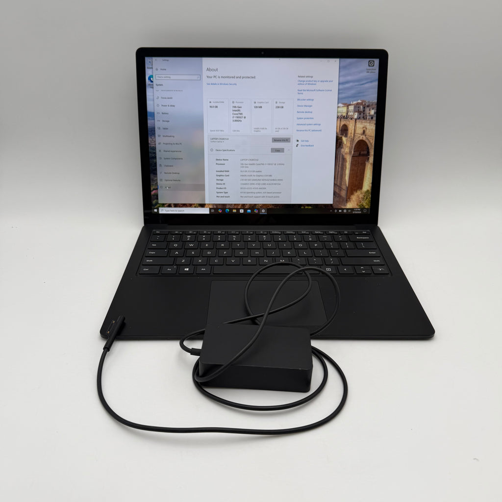 Microsoft Surface Laptop 4 1951 13" Intel Core i7-1185G7 11th gen 3.00 GHz 16GB RAM 256GB