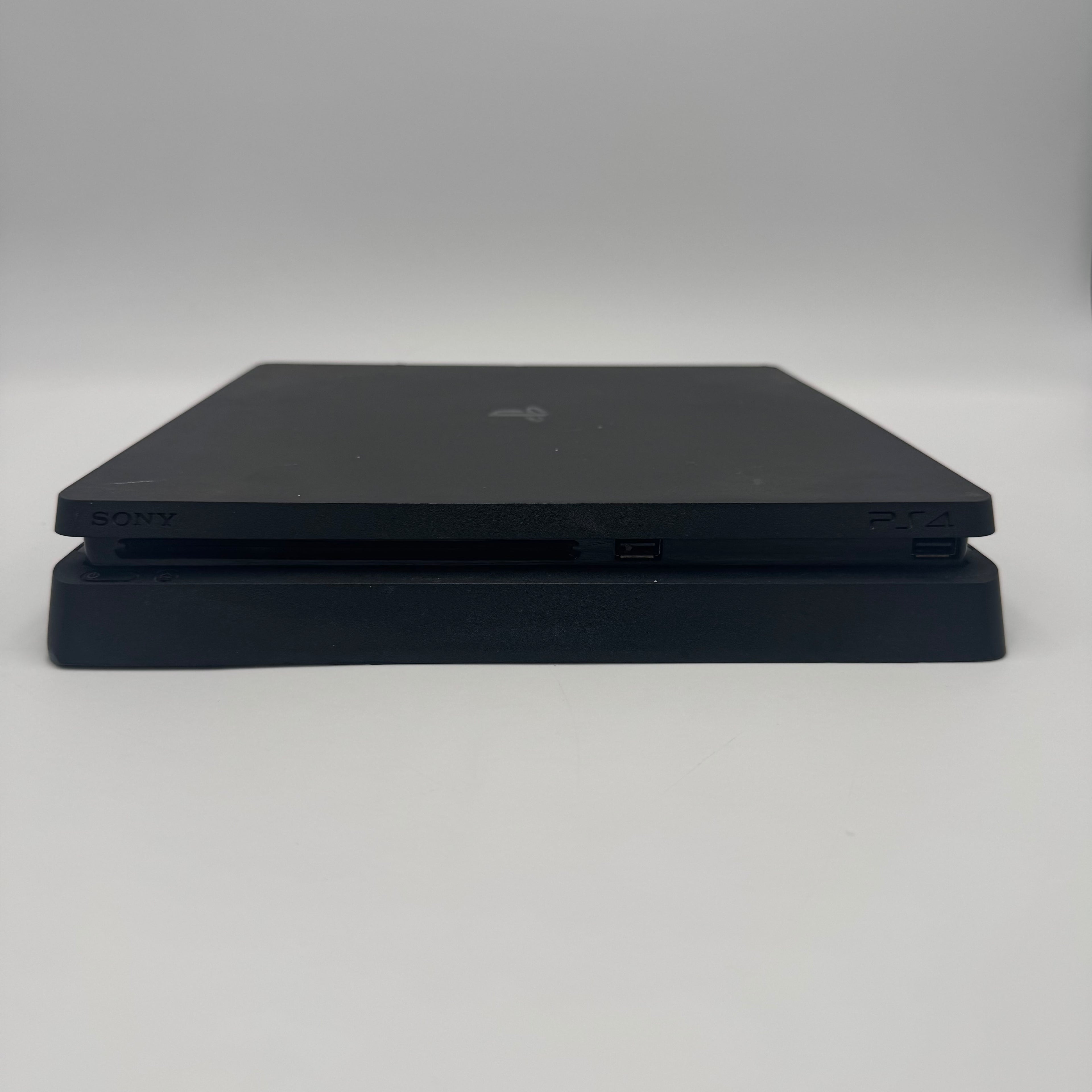 Sony PlayStation 4 Slim CUH-2015A 500GB Black Console - READ