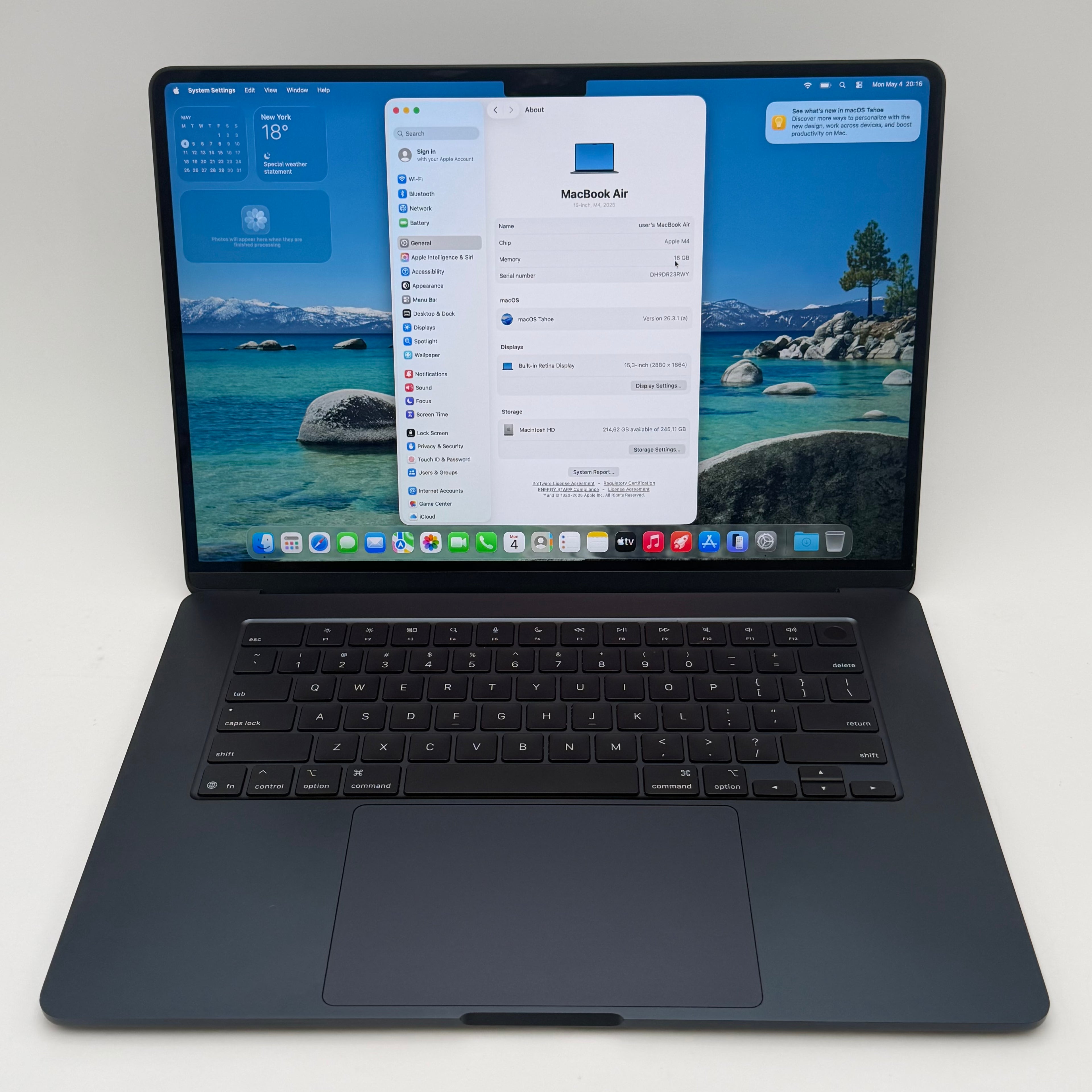Apple MacBook Air 15-inch A3241 2024 Black - 16GB RAM 256GB SSD