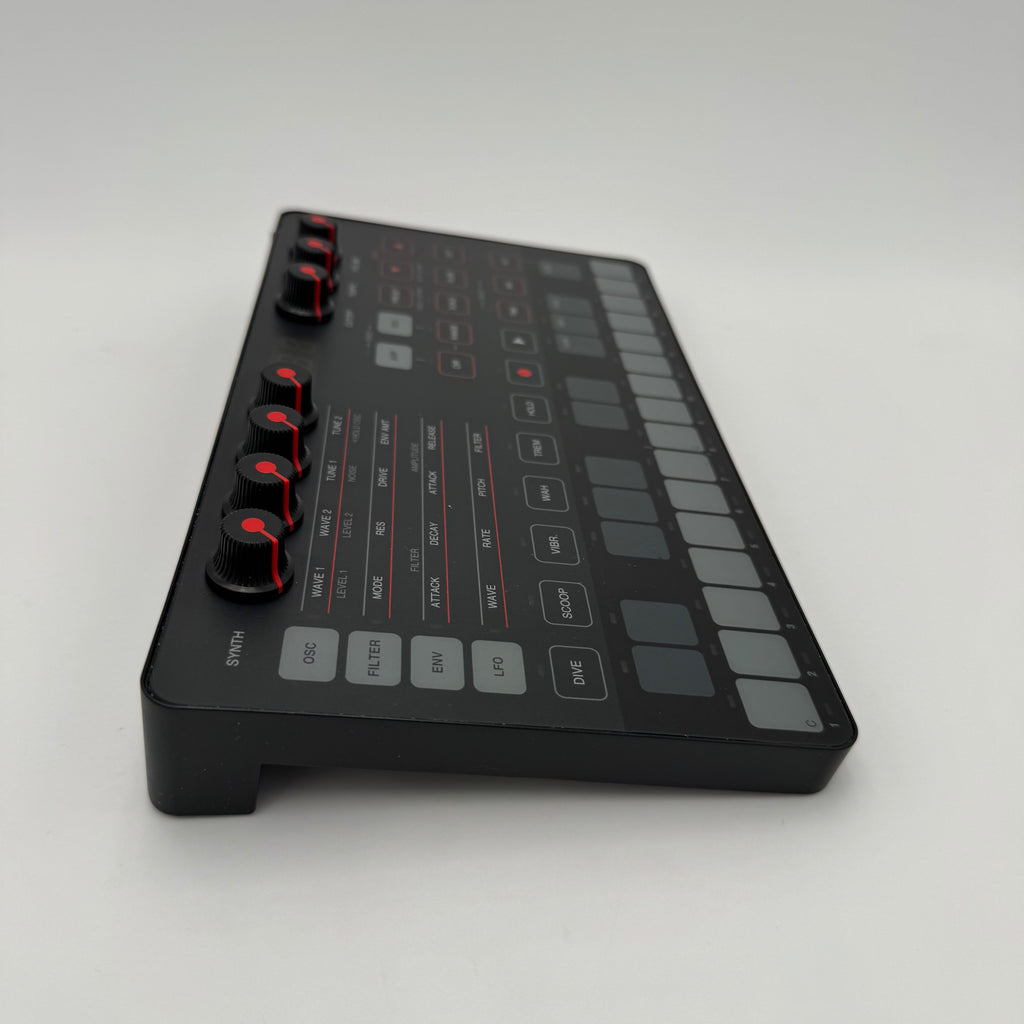 IK Multimedia UNO Synth Portable Analog Synthesizer - Black