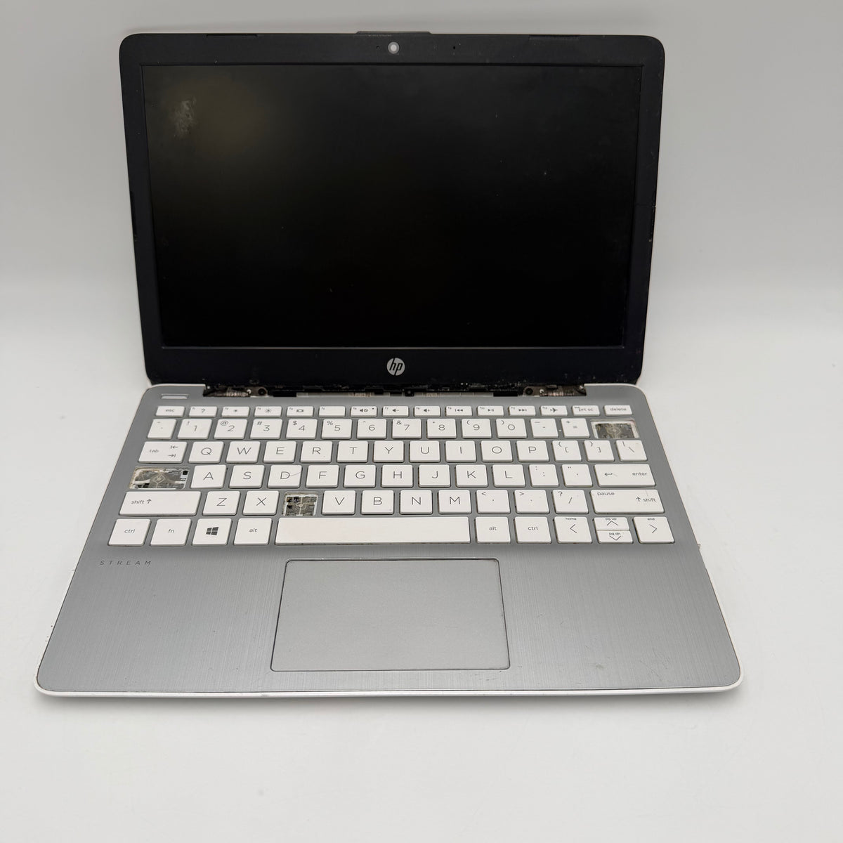 HP 11-ak0021dx Laptop White - Broken