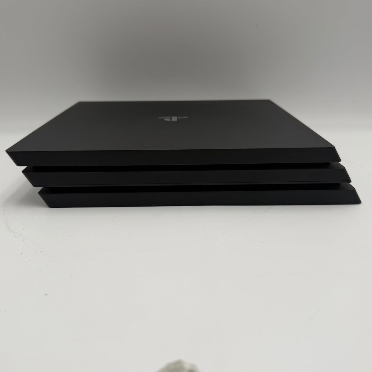 Sony PlayStation 4 Pro CUH-7015B Console Black Used - A