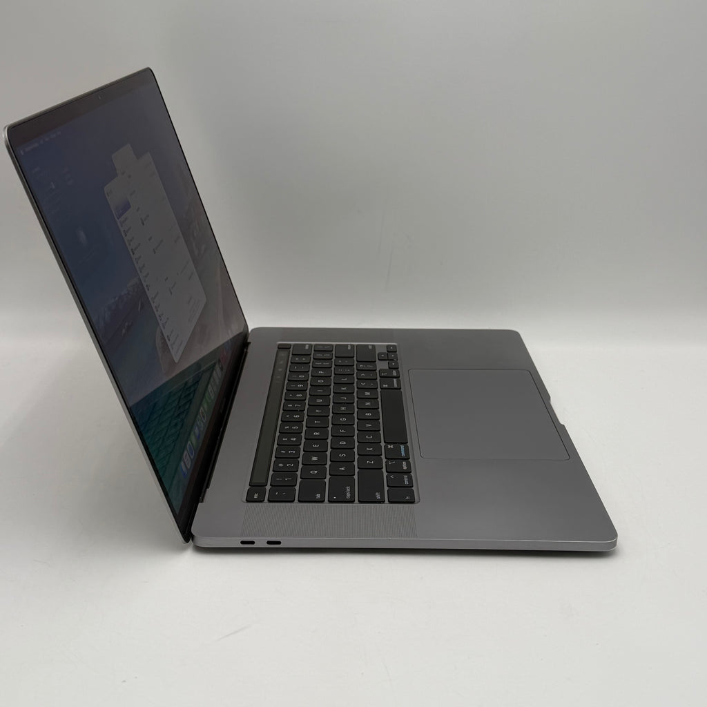 Apple MacBook Pro 16" A2141 2019 Laptop Used - A Silver