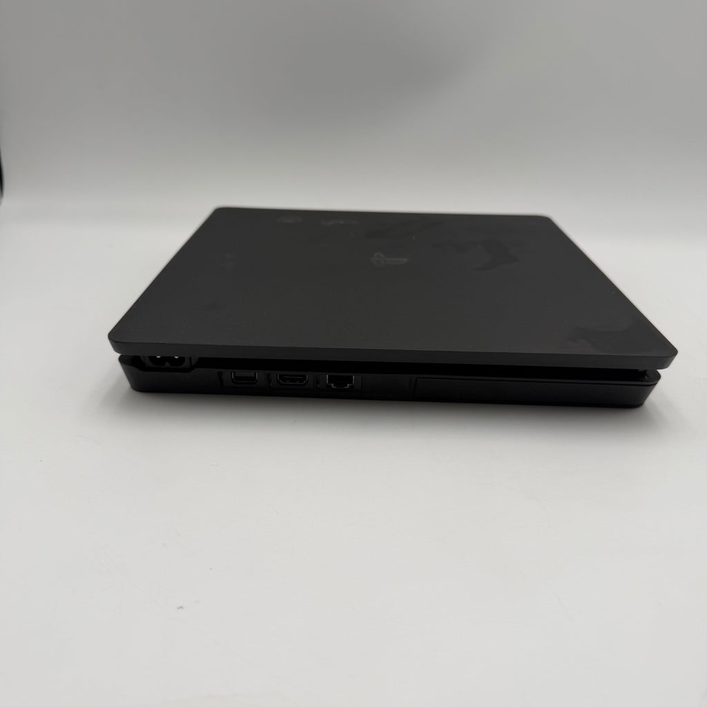 Sony PlayStation 4 Slim CUH-2215A - Used C