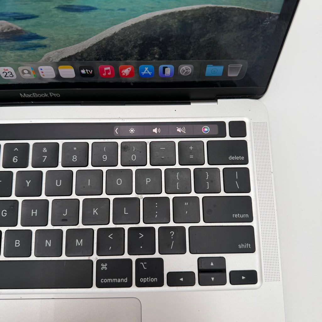 Apple MacBook Pro 13" 2020 - A2338 - M1 8-Core 3.20GHz -8GB - 256GB SSD Read