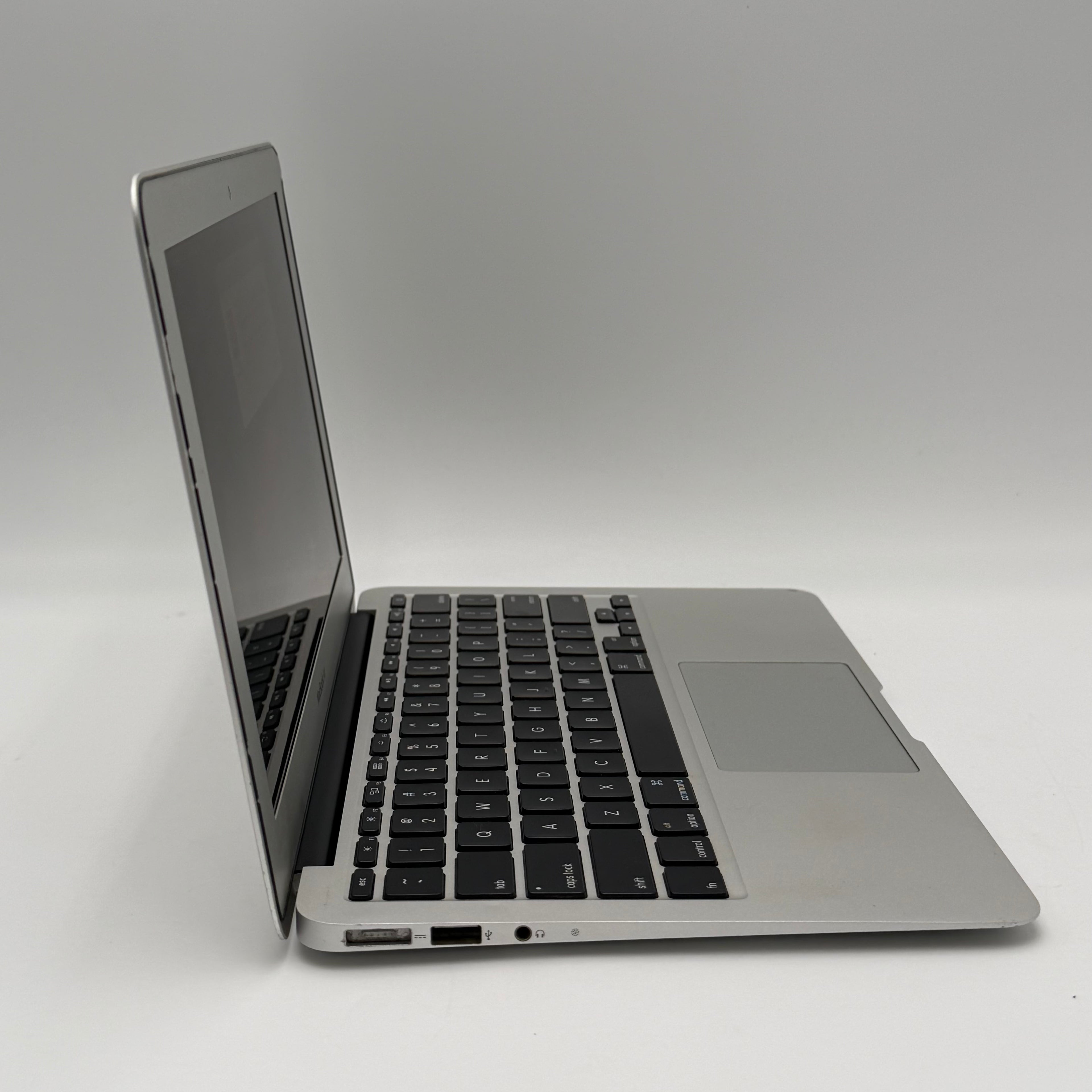 Apple MacBook Air 11" A1465 2012 4GB 128GB Core i5 1.7GHz