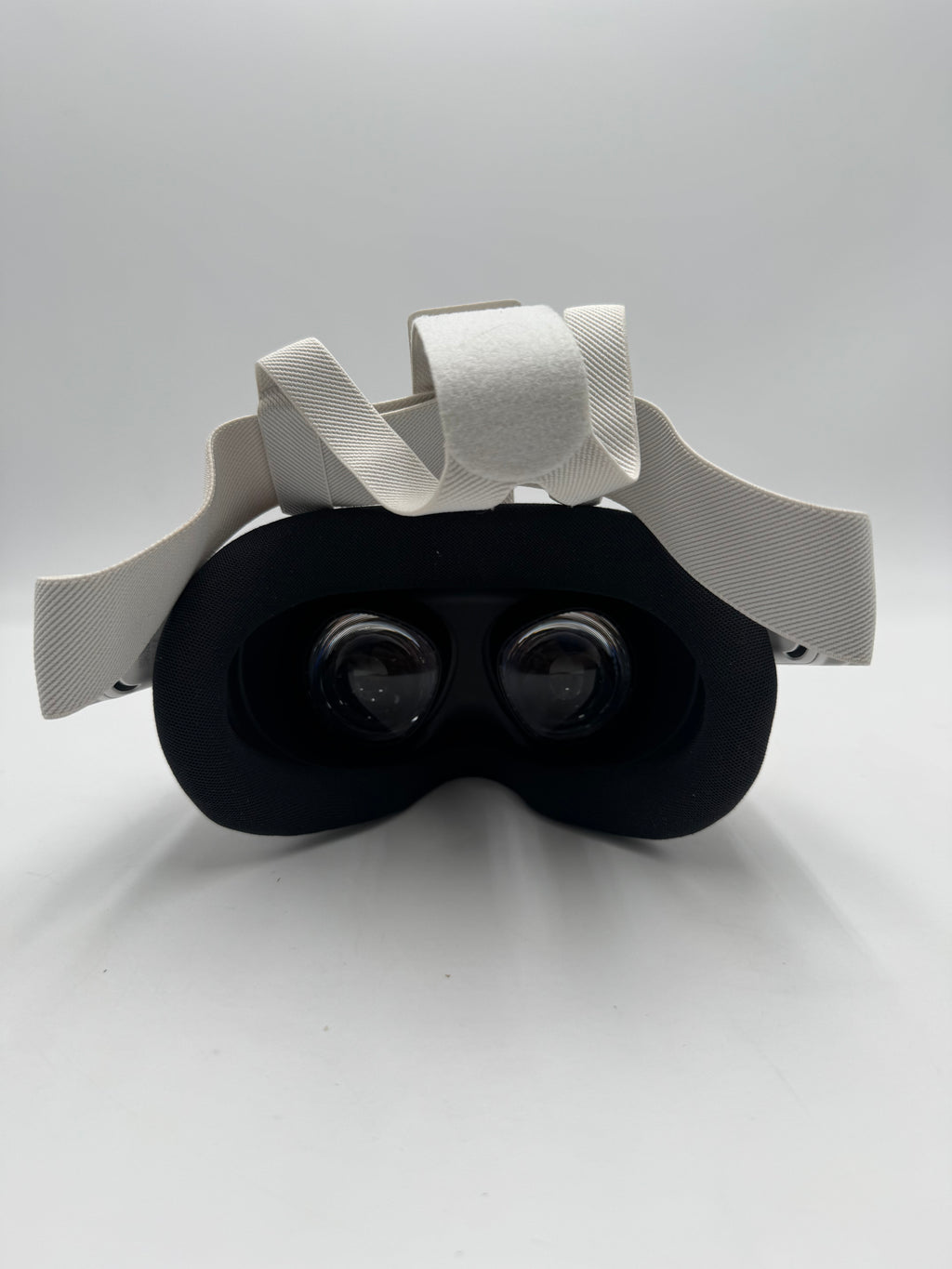 Meta Quest 3S 256GB VR Headset w/ Controllers