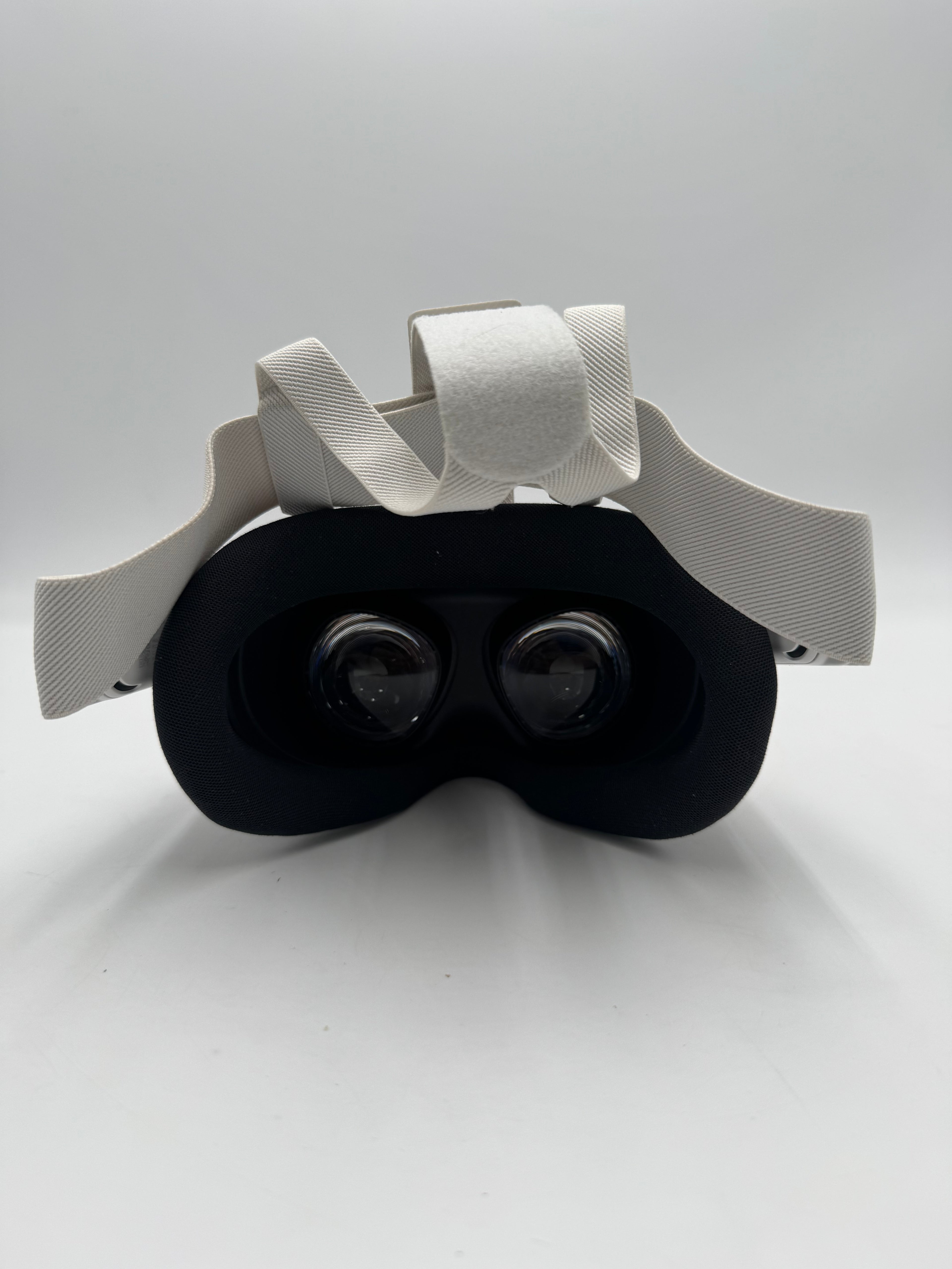 Meta Quest 3S 256GB VR Headset w/ Controllers