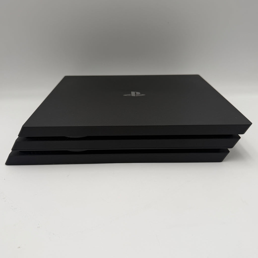 Sony PlayStation 4 Pro CUH-7015B Console Black Used - A