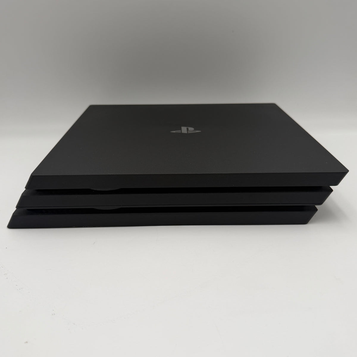 Sony PlayStation 4 Pro CUH-7015B Console Black Used - A