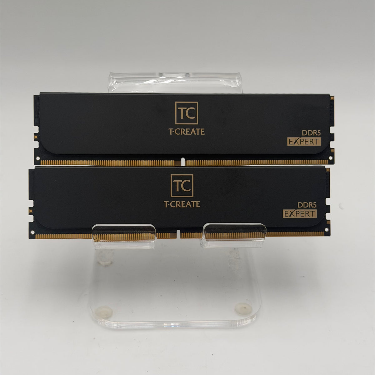 t create Expert DDR5 6000MHz 16GBx2 Black RAM Used - A