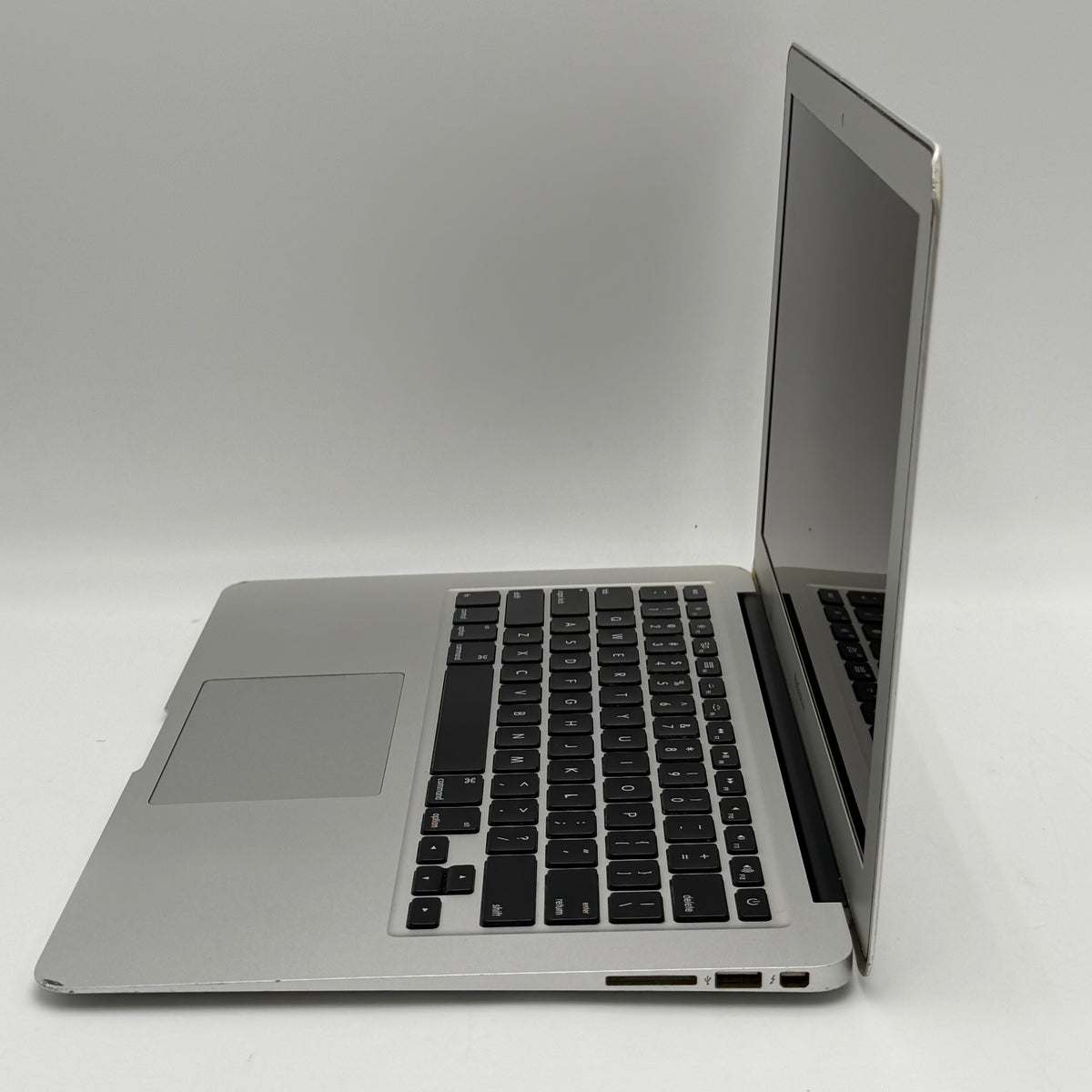 Apple MacBook Air  A1466 8Gb 128Gb  Laptop Broken - No Power