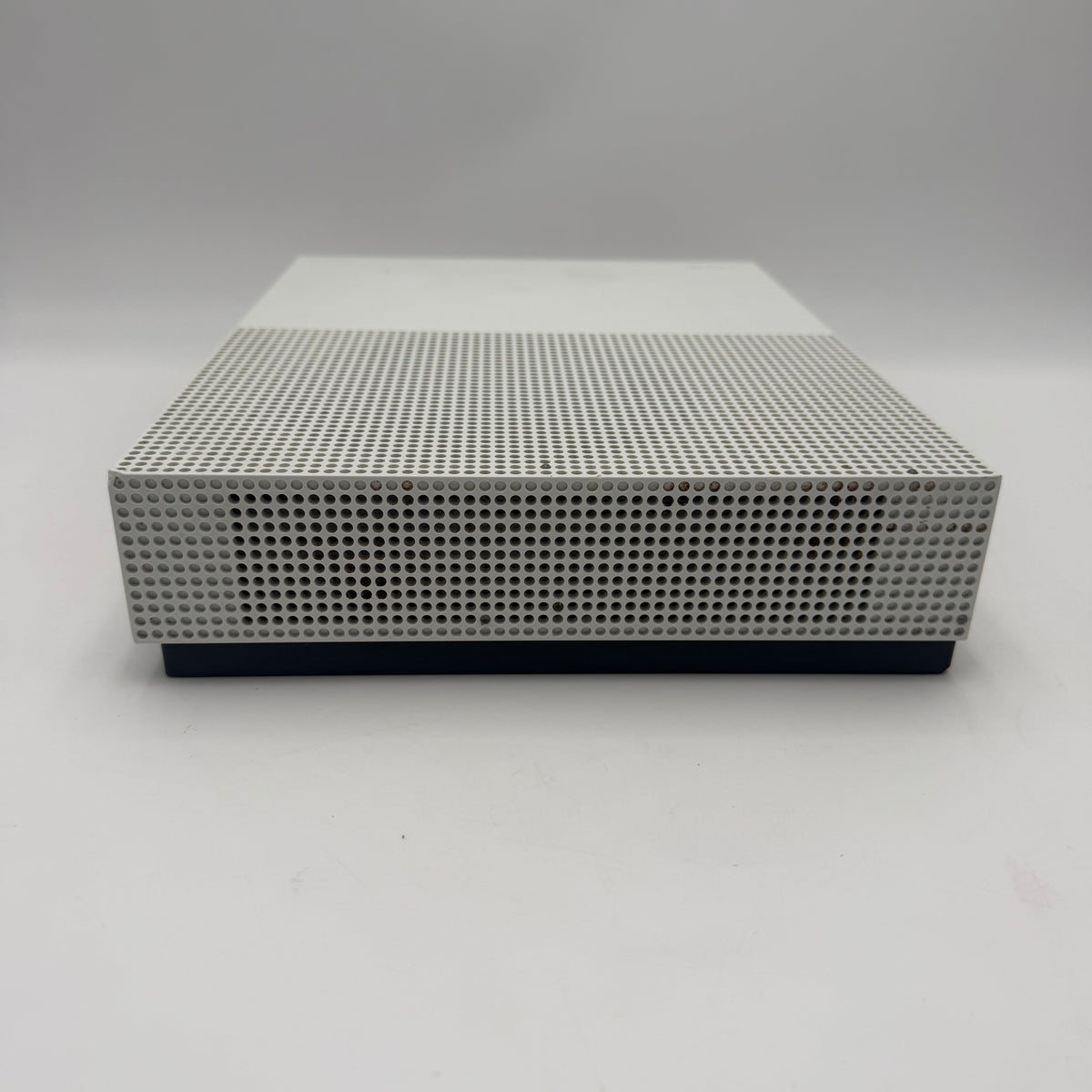 Microsoft Xbox One S 1681 2016 Video Game System White Used B