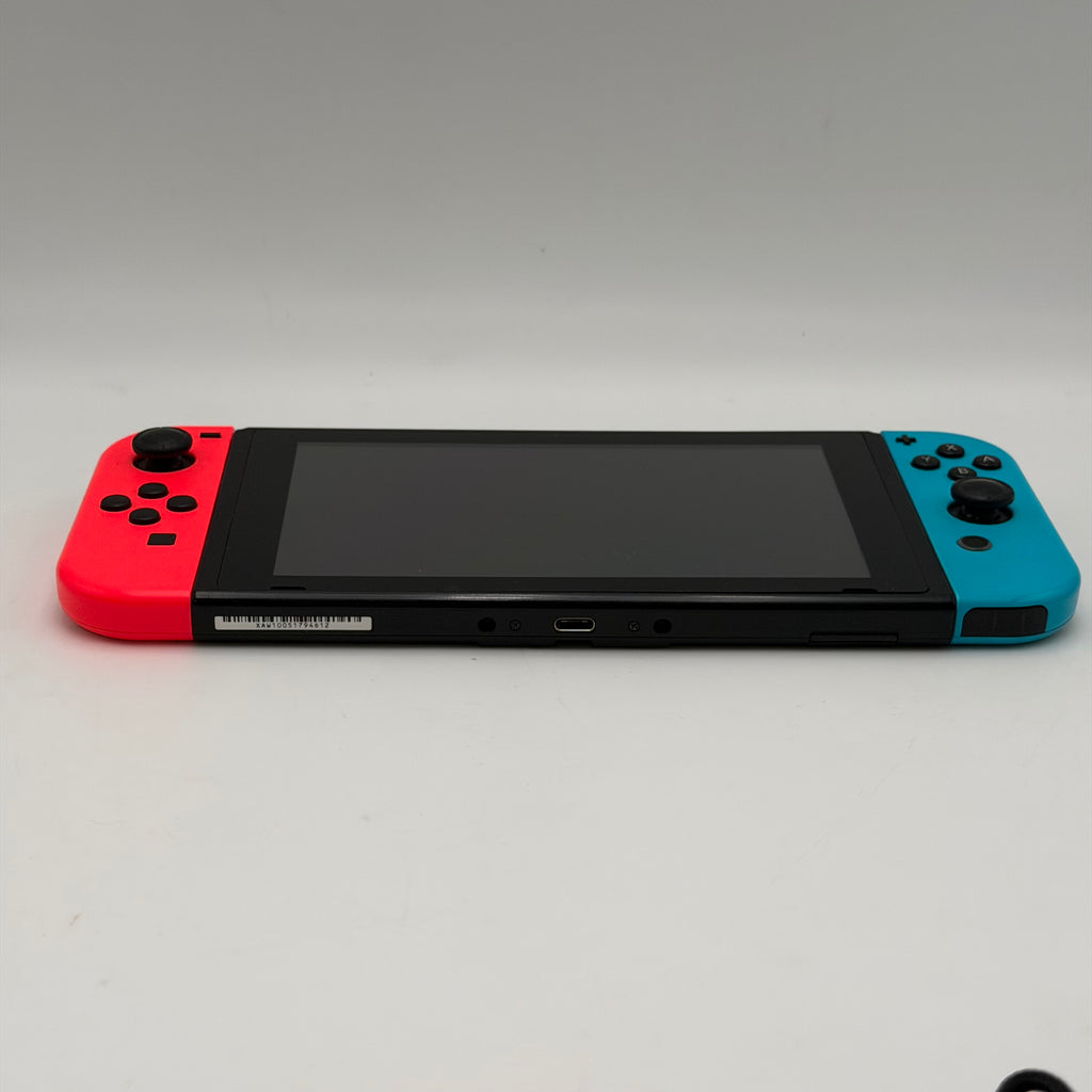 Nintendo Switch HAC-001 2017 Video Game System Black