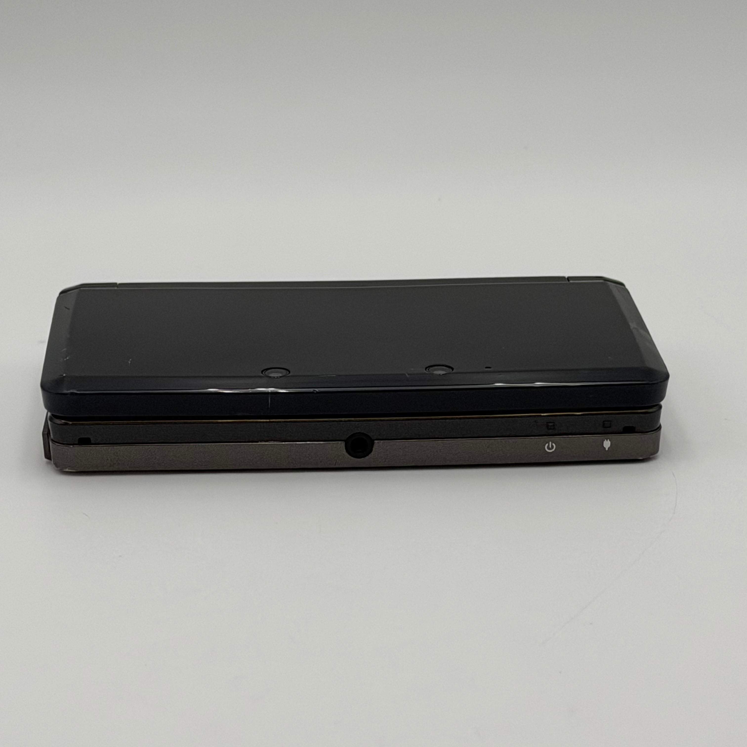 Nintendo 3DS CTR-001 2011 Black Video Game System - Broken