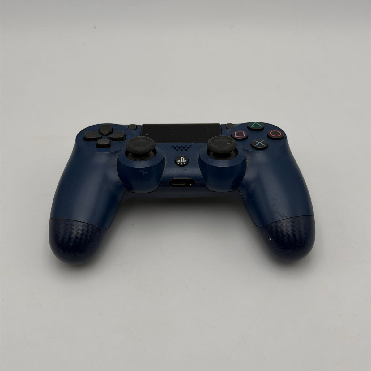 Sony PlayStation 4 Slim CUH-2215A - Used C