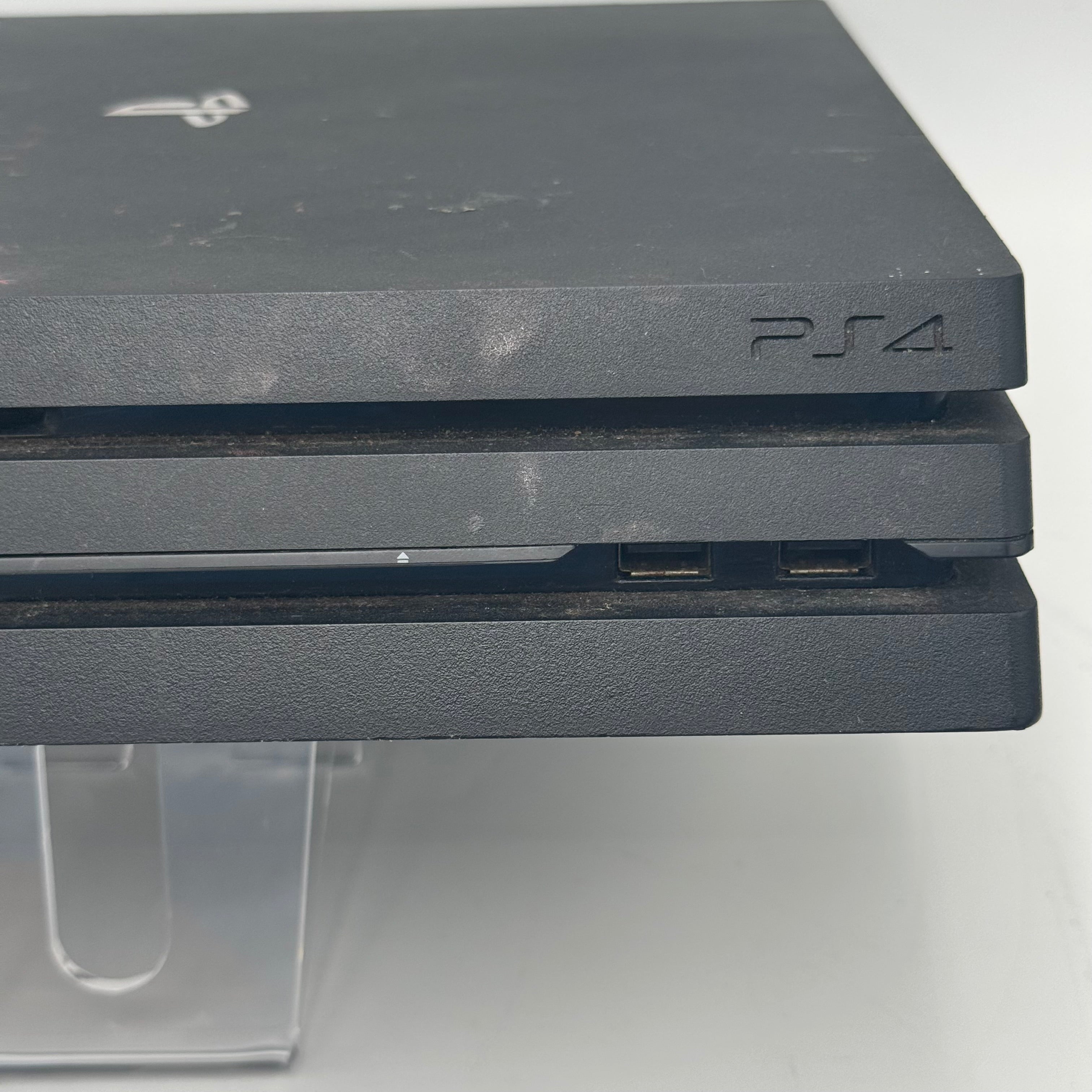 Sony PlayStation 4 Pro (CUH-7215B) Gaming Console 1TB -Tested/Working READ