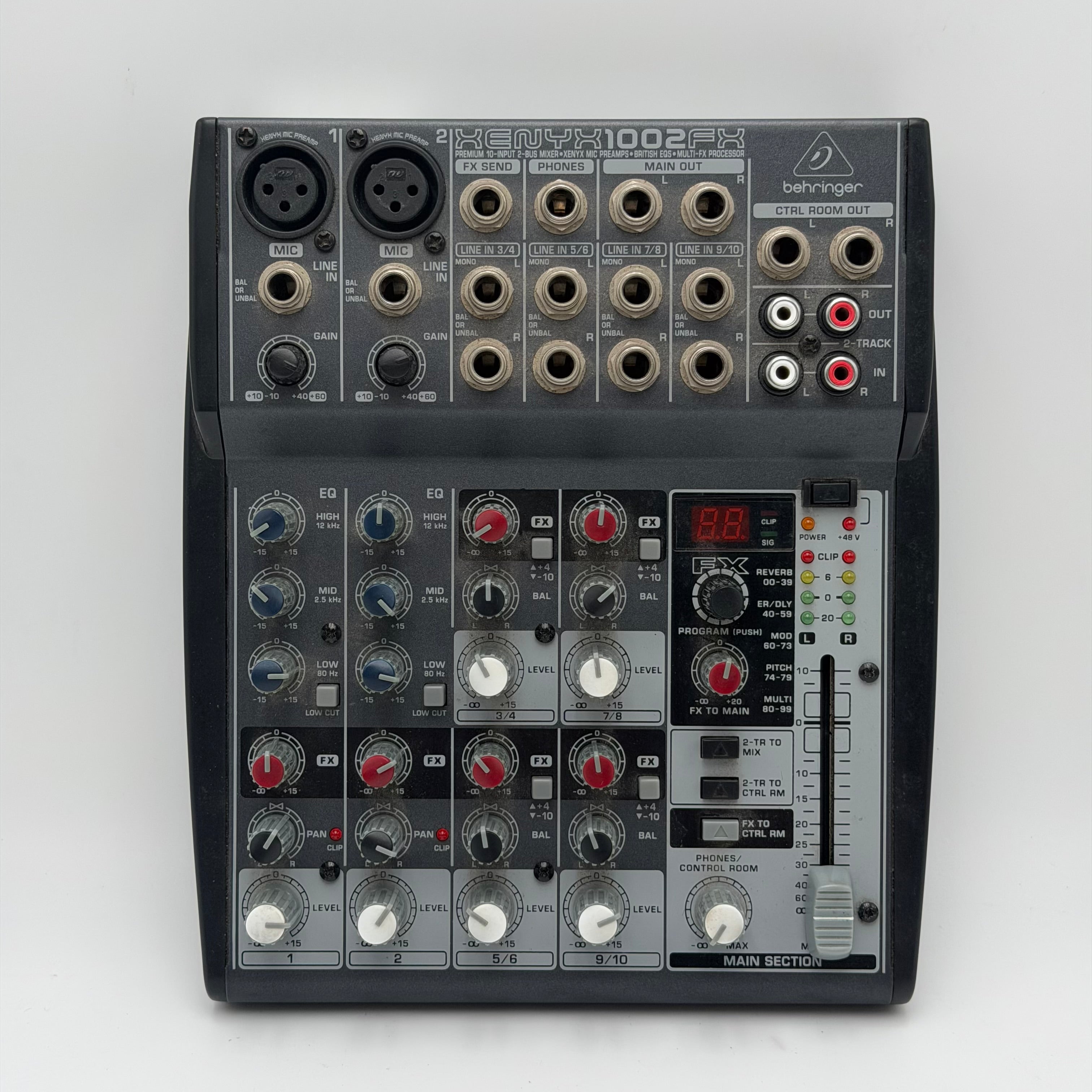 Behringer Xenyx Mixer 1002 FX / 10 Channel 2 Bus Effects Board (NO POWER CHORD)