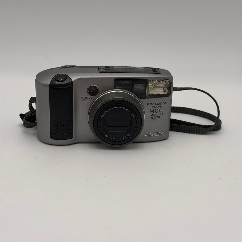 Minolta Freedom Zoom 140EX 35MM Film Camera