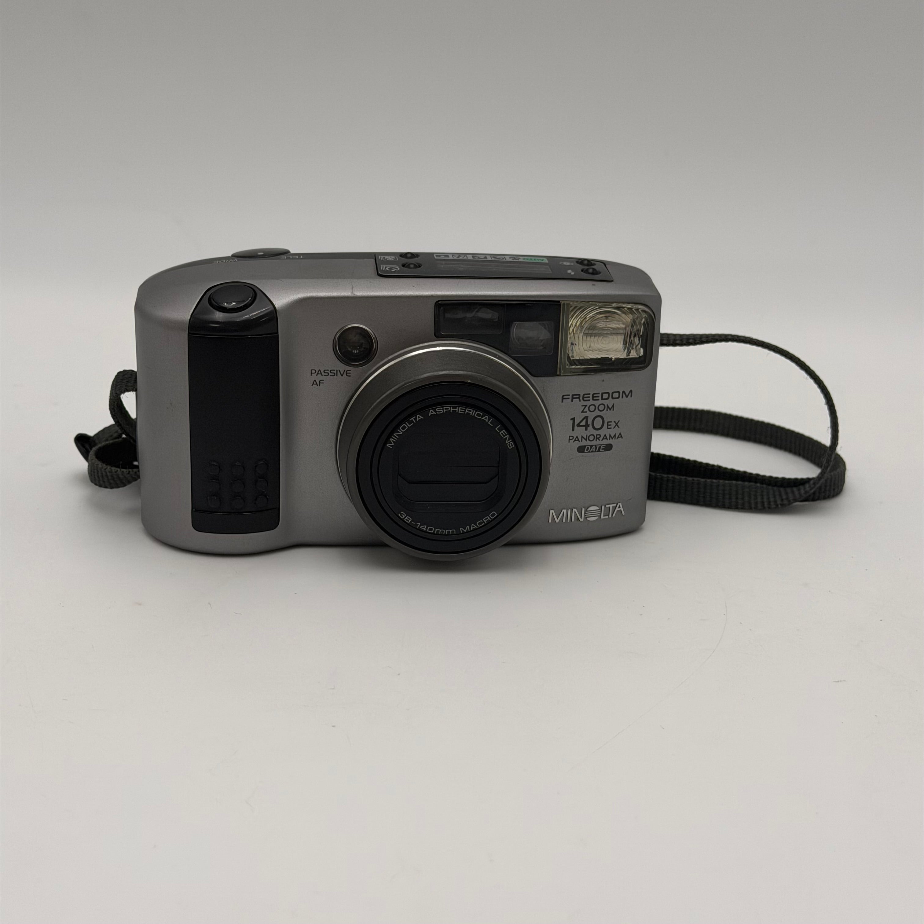 Minolta Freedom Zoom 140EX 35MM Film Camera