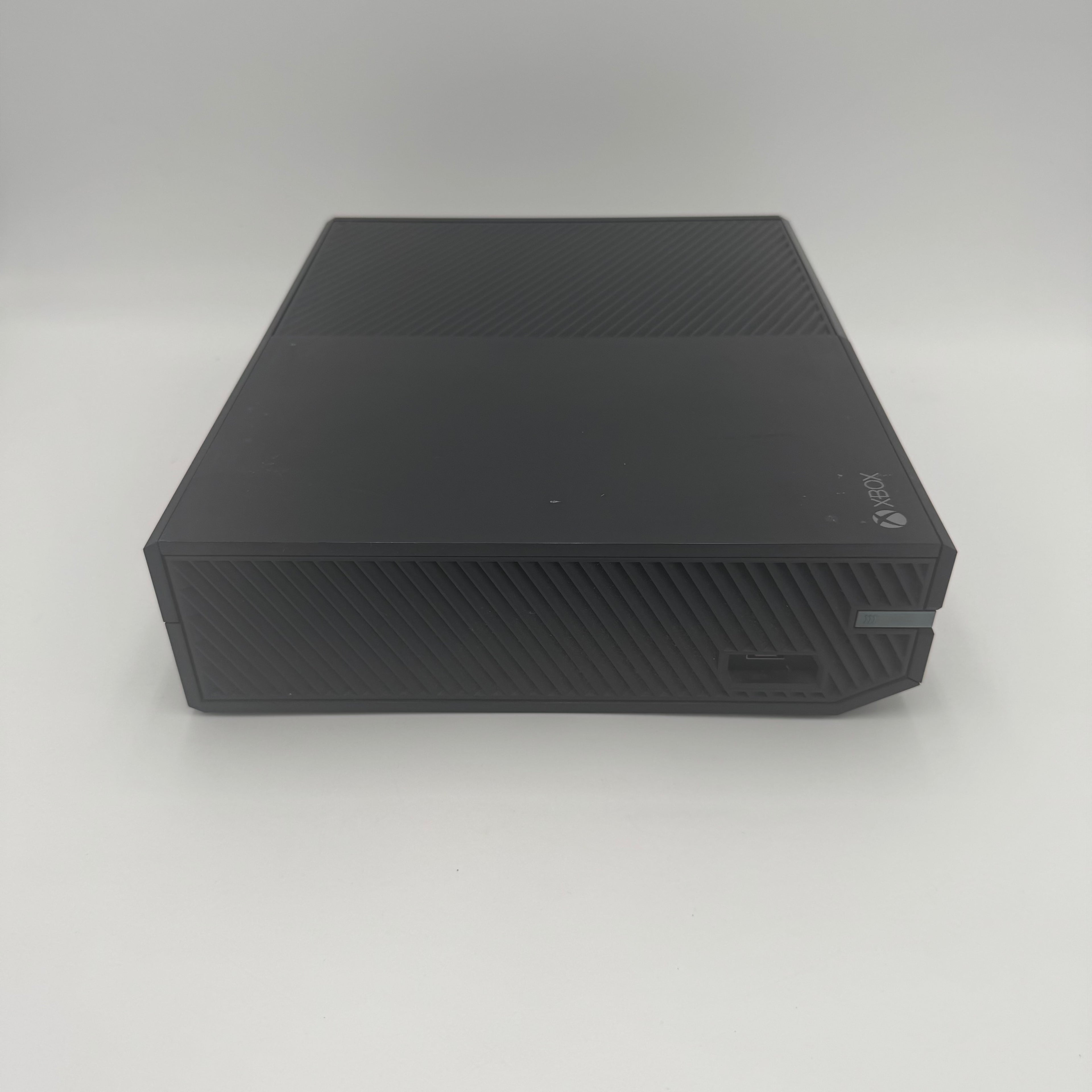 Microsoft Xbox One 1540 (2013) 500GB Console - Not Working/For Parts