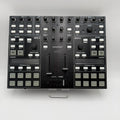 Novation Twitch Serato Itch Dj Controller power up