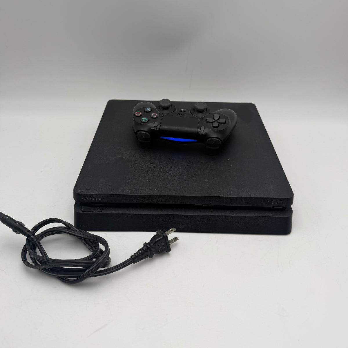 Sony PlayStation 4 Slim (CUH-2215B) Console Black Used - A