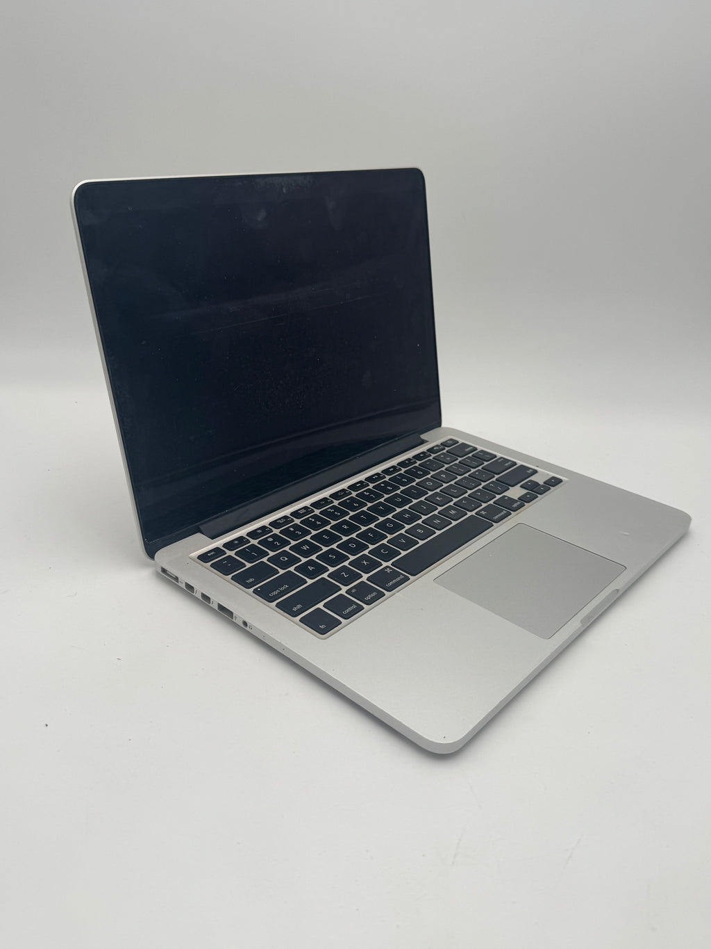 Apple MacBook Pro 13-inch A1502 2013 Silver, 128GB, 4GB RAM - Does Not Turn On