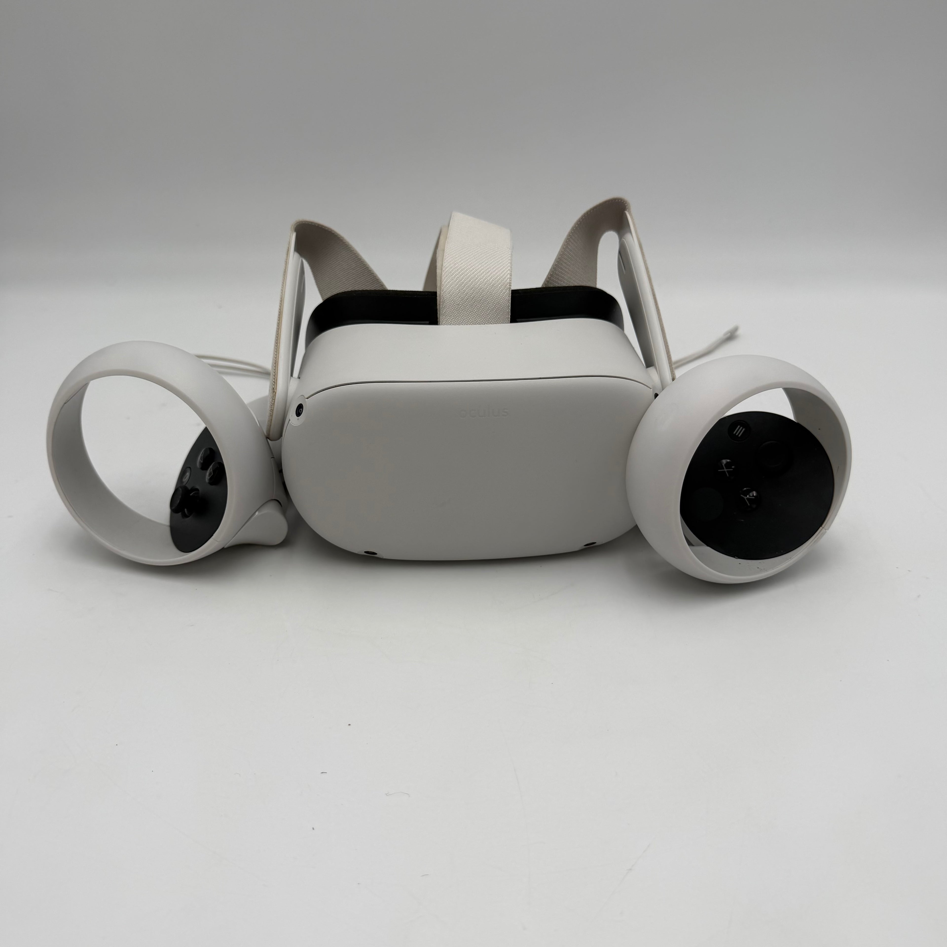 Meta Quest 2 128GB Standalone All-in-One VR Headset KW49CM