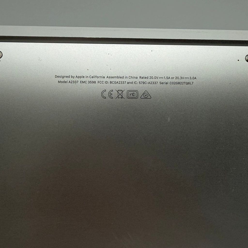 2020 Apple MacBook Air 13.3" M1 7C GPU 3.2GHz 8GB RAM 256GB SSD A2337
