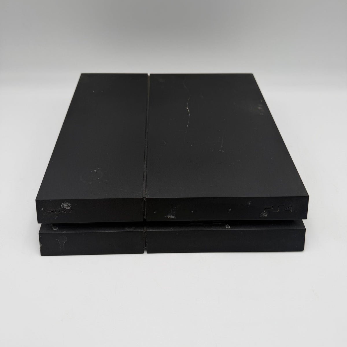 Sony PlayStation 4 CUH-1001A Console with Controller
