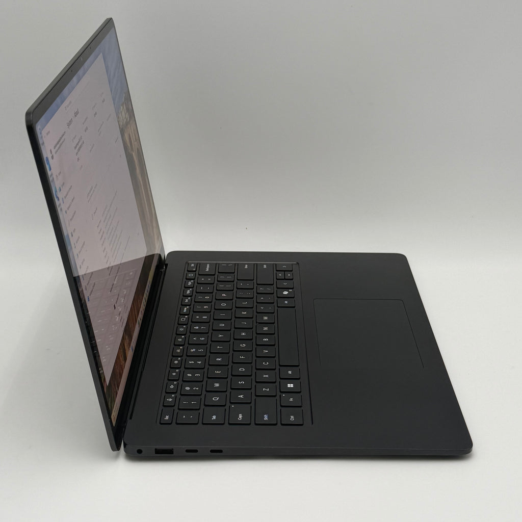 Microsoft Surface Pro 2037 Snapdragon X 12-core X1E80100 3.40GHz 16GB 1TB