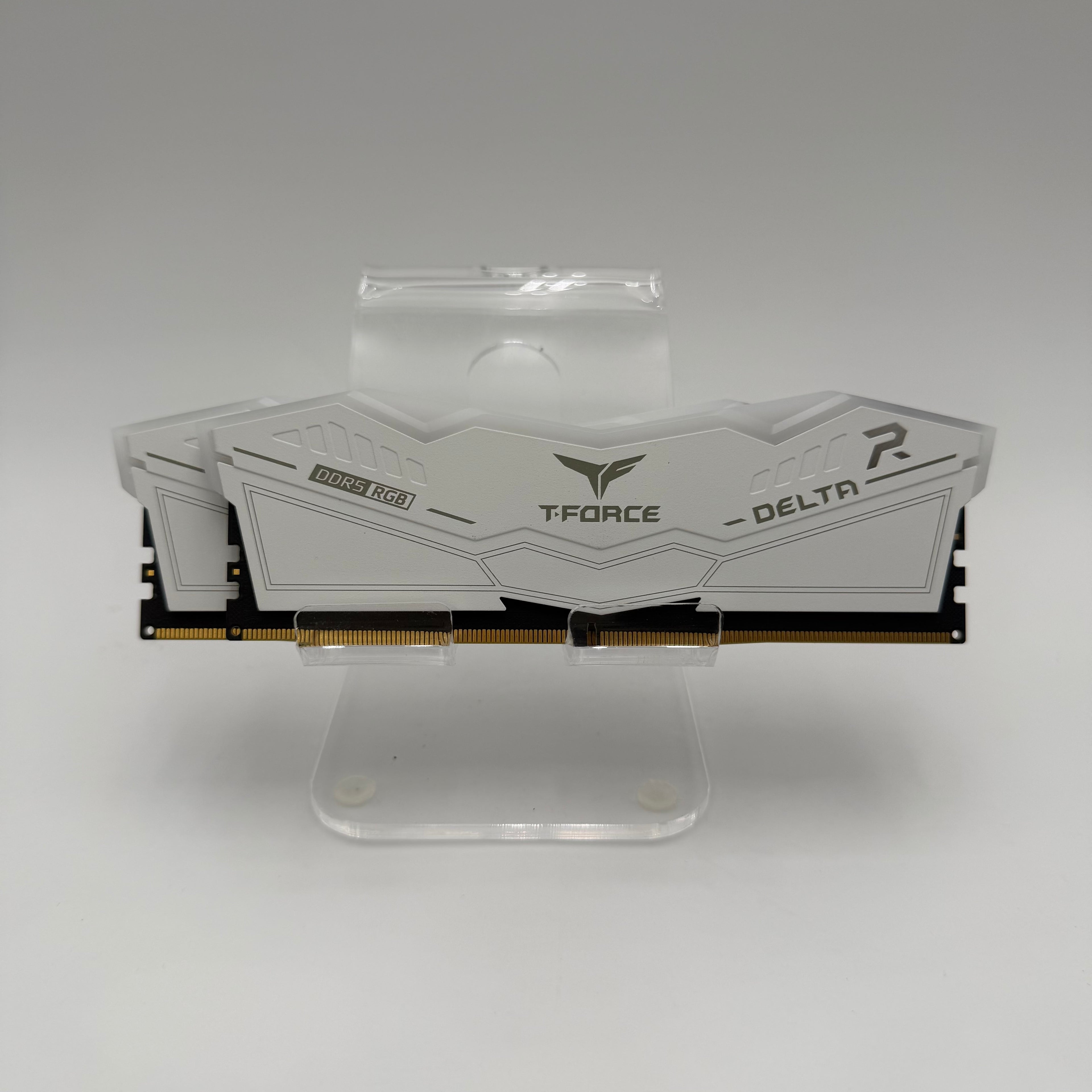 TEAMGROUP T-Force Delta RGB DDR5 32GB (2x16) 6000MHz CL38 XMP/EXPO White