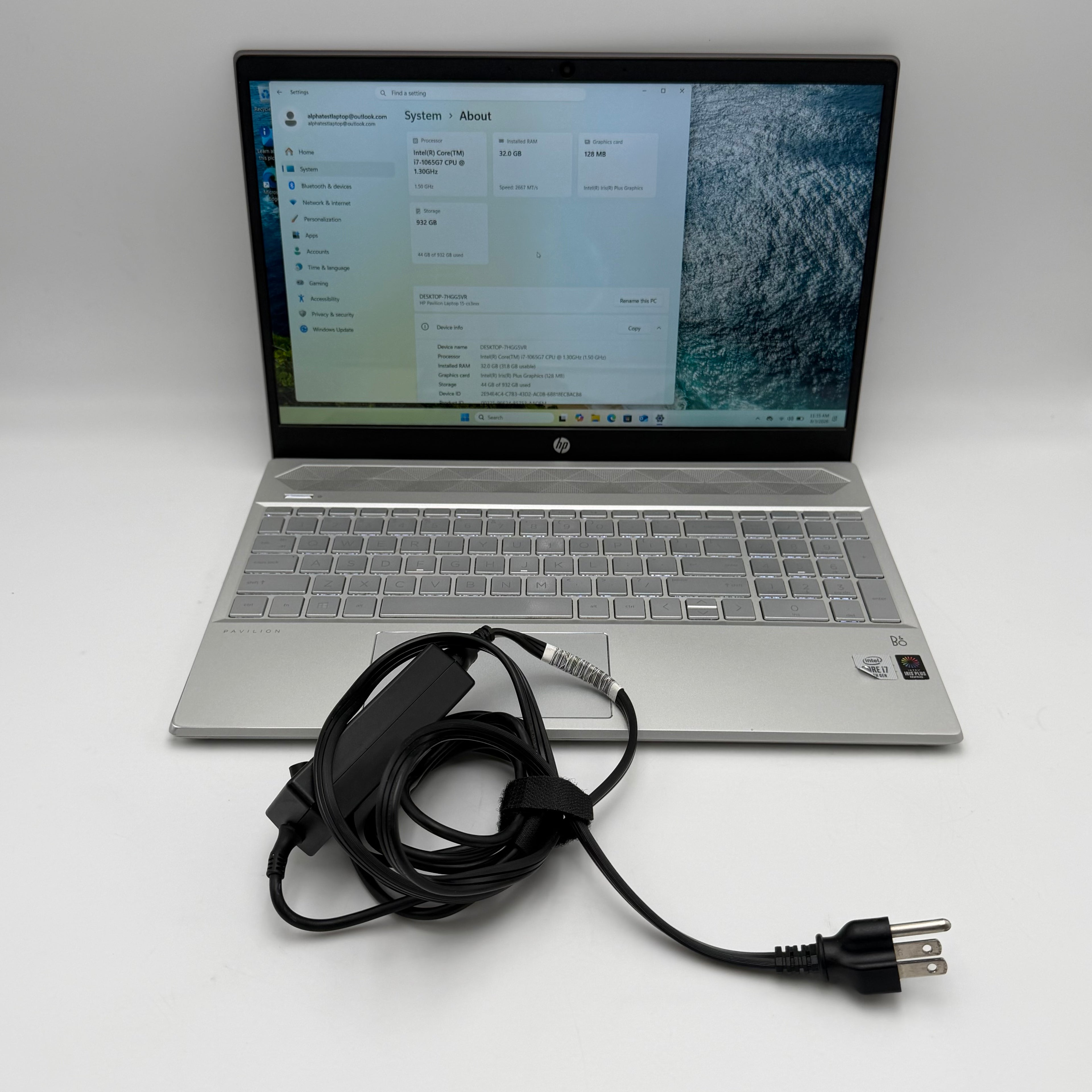 HP Pavilion 15-cs3065cl Core i7 32GB 1TB Silver Touchscreen  Laptop