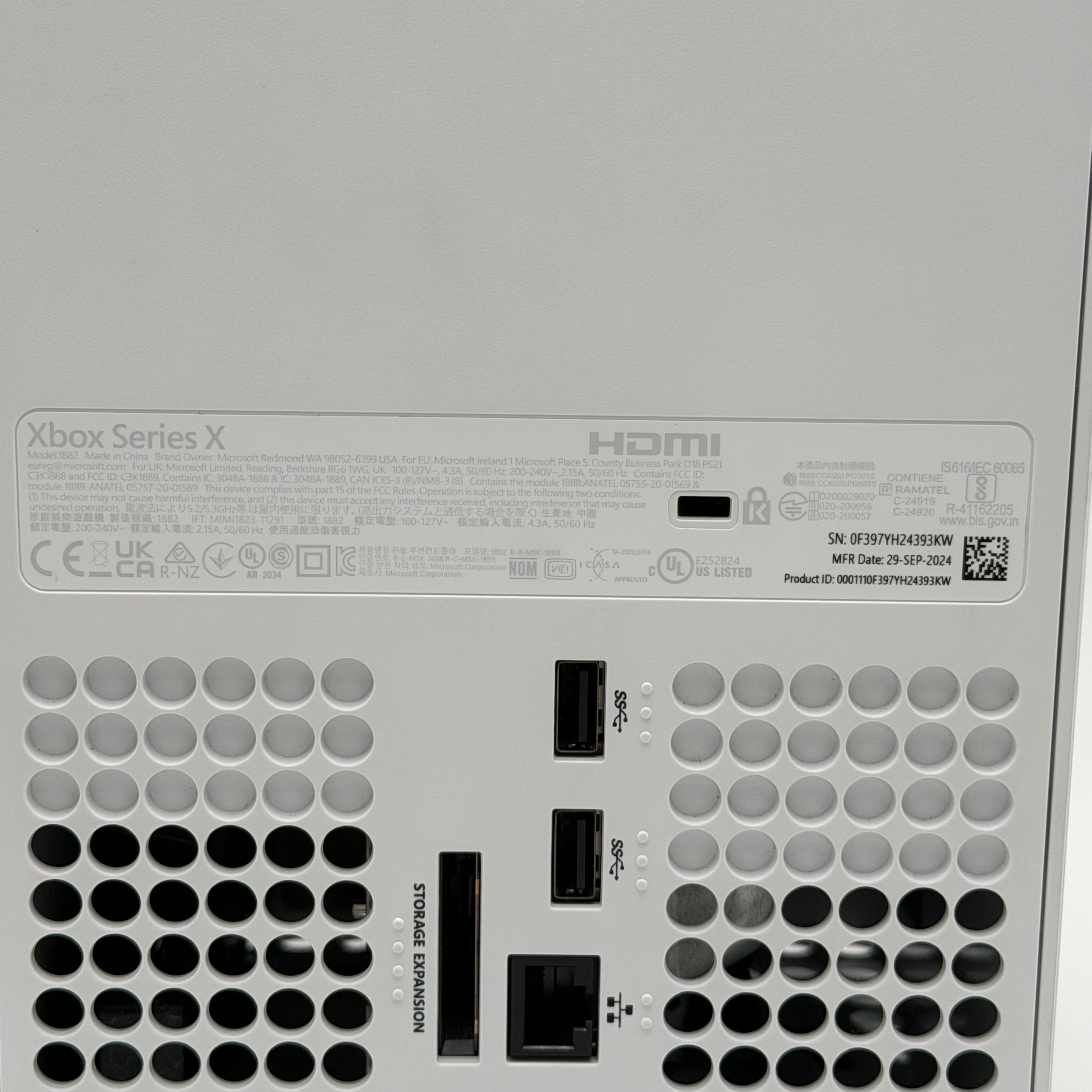 SOLD IN STORE Microsoft Xbox Series X 1TB Console Gaming System white 1882 - With Controller