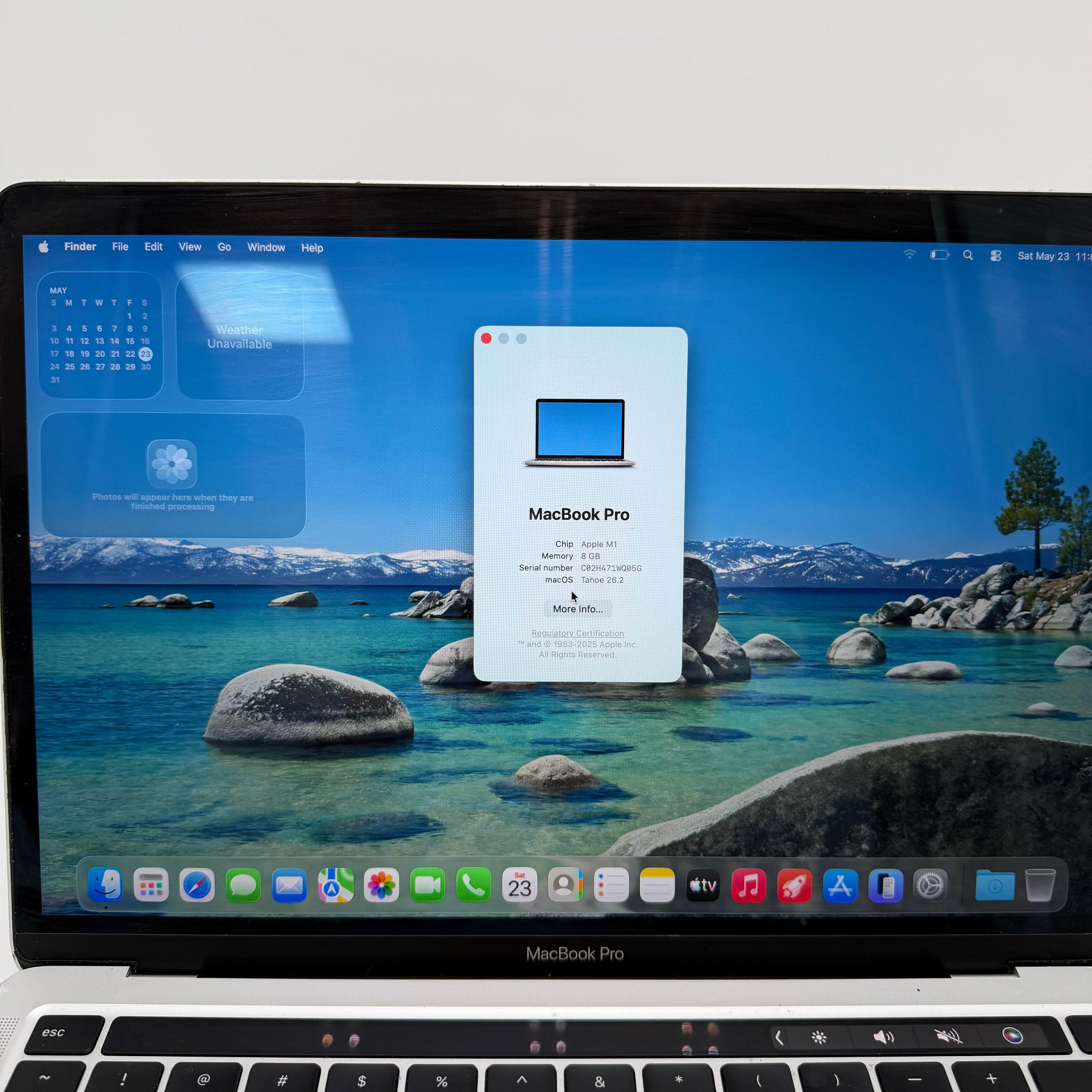 Apple MacBook Pro 13" 2020 - A2338 - M1 8-Core 3.20GHz -8GB - 256GB SSD Read