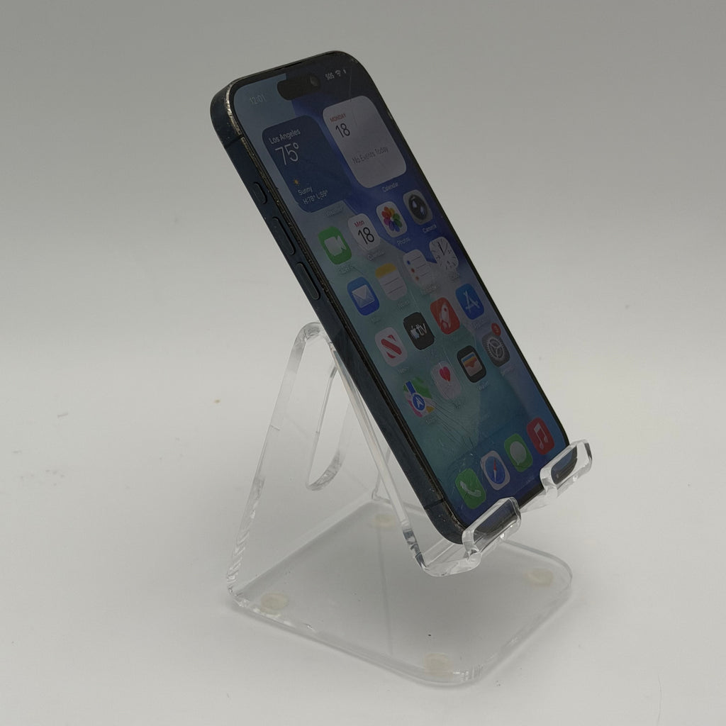 Broken Unlocked Apple iPhone 15 Pro - 128 GB - Back cracked- Crack screen - 82% BH