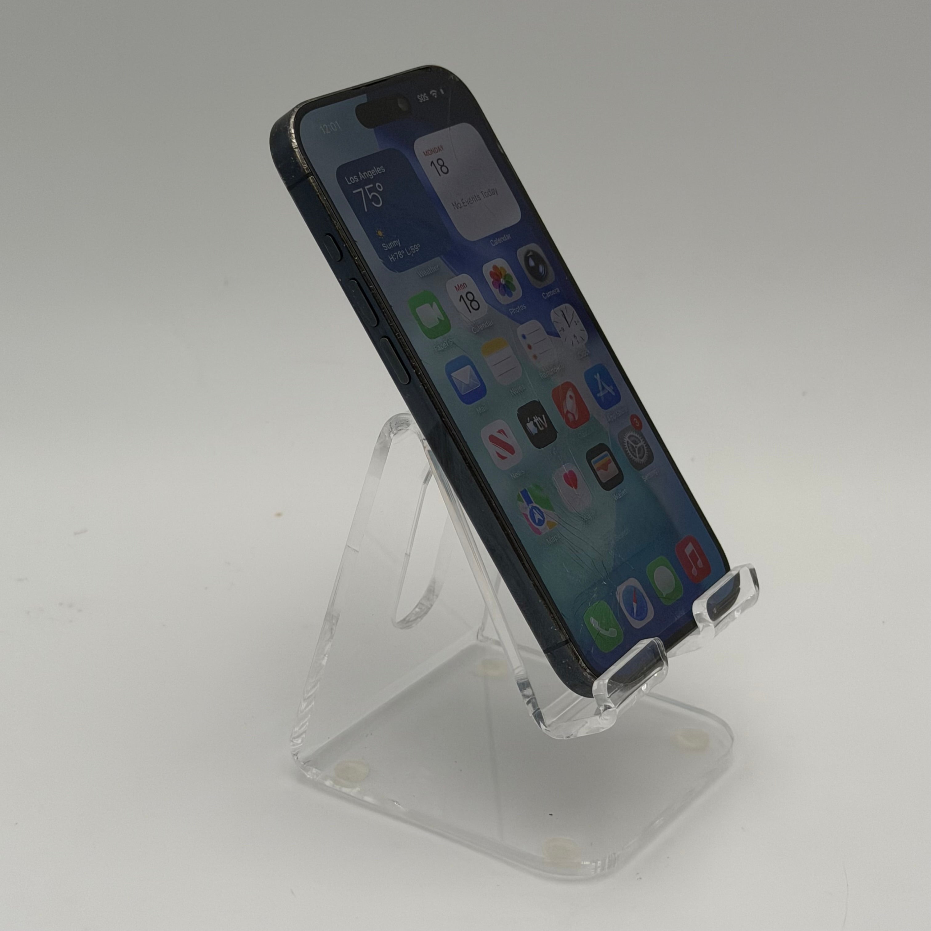 Broken Unlocked Apple iPhone 15 Pro - 128 GB - Back cracked- Crack screen - 82% BH