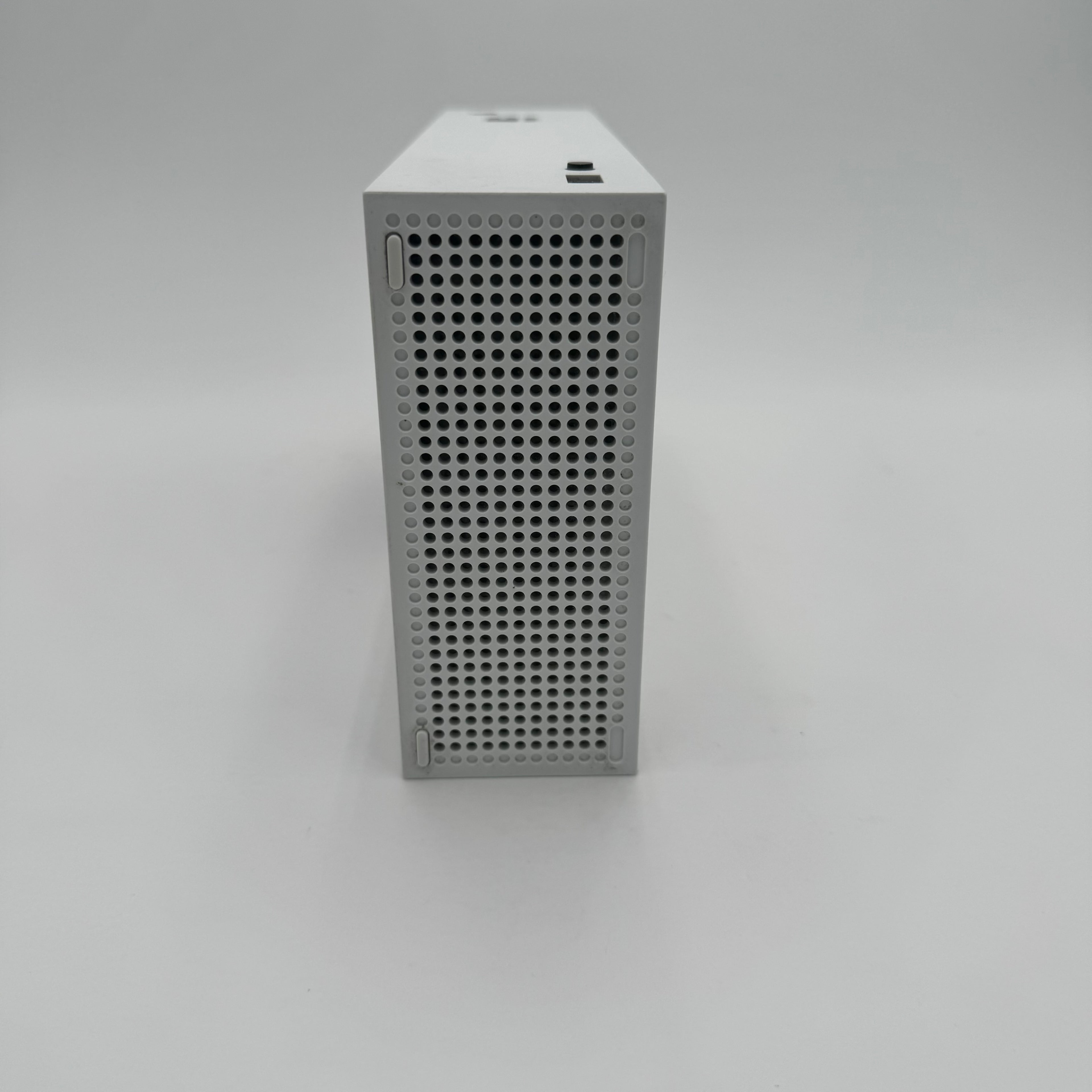 Microsoft Xbox Series S (1884) 2020 512GB White Video Game Console Only - Tested/Working