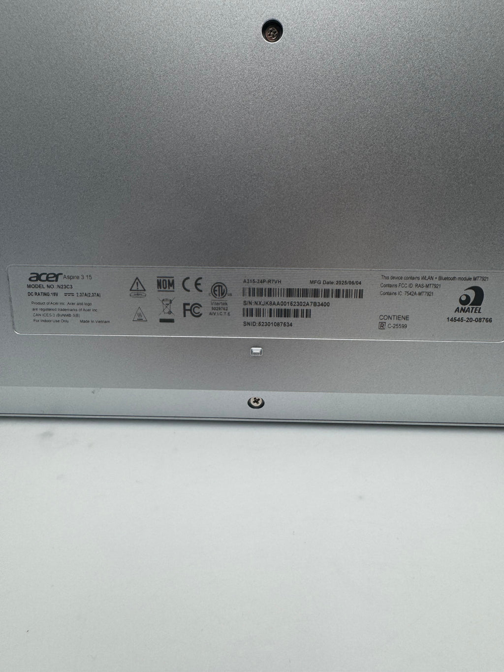 Acer Aspire 3 15 N23C3 Laptop AMD Ryzen 3 8GB 128GB 14-Inch Silver Used