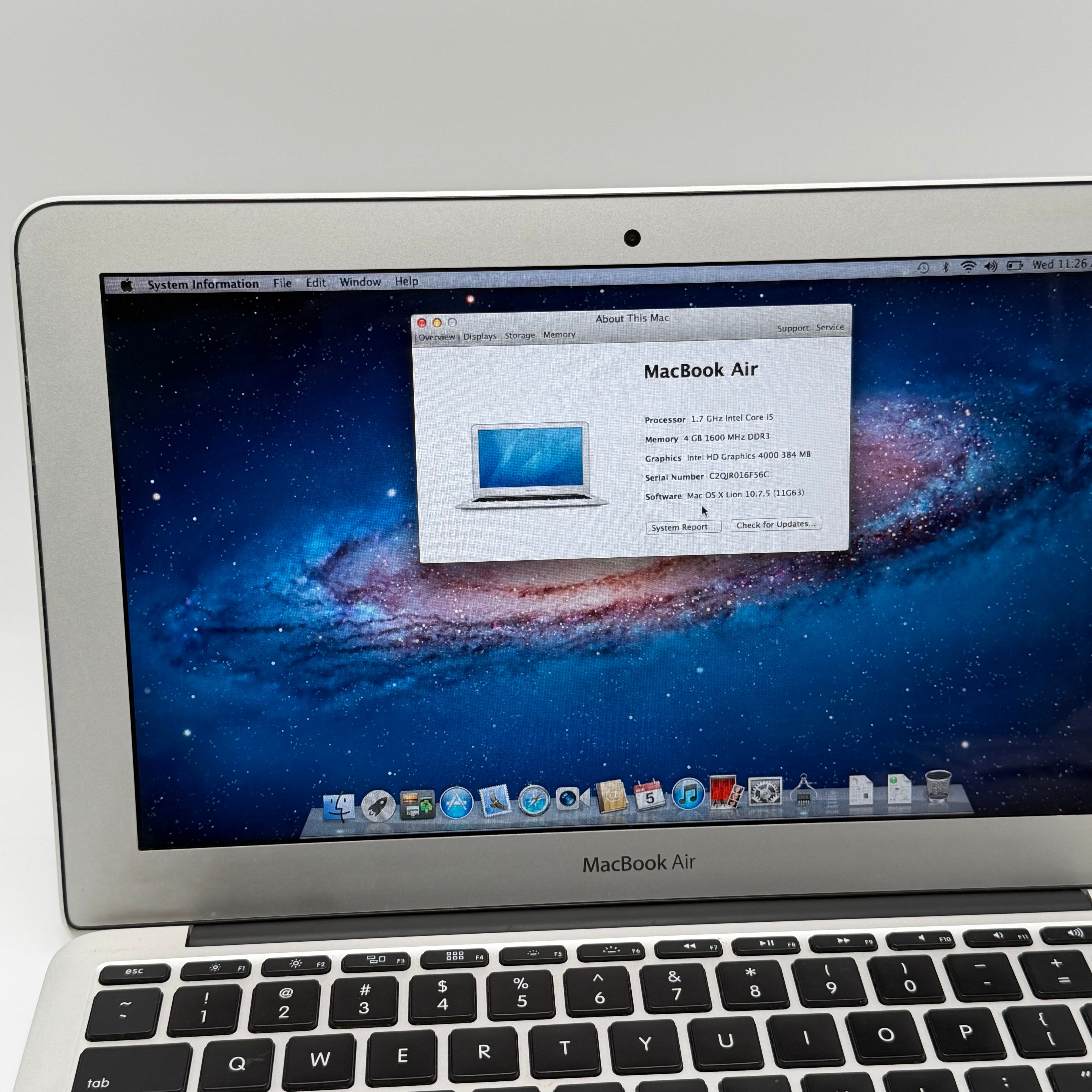 Apple MacBook Air 11" A1465 2012 4GB 128GB Core i5 1.7GHz