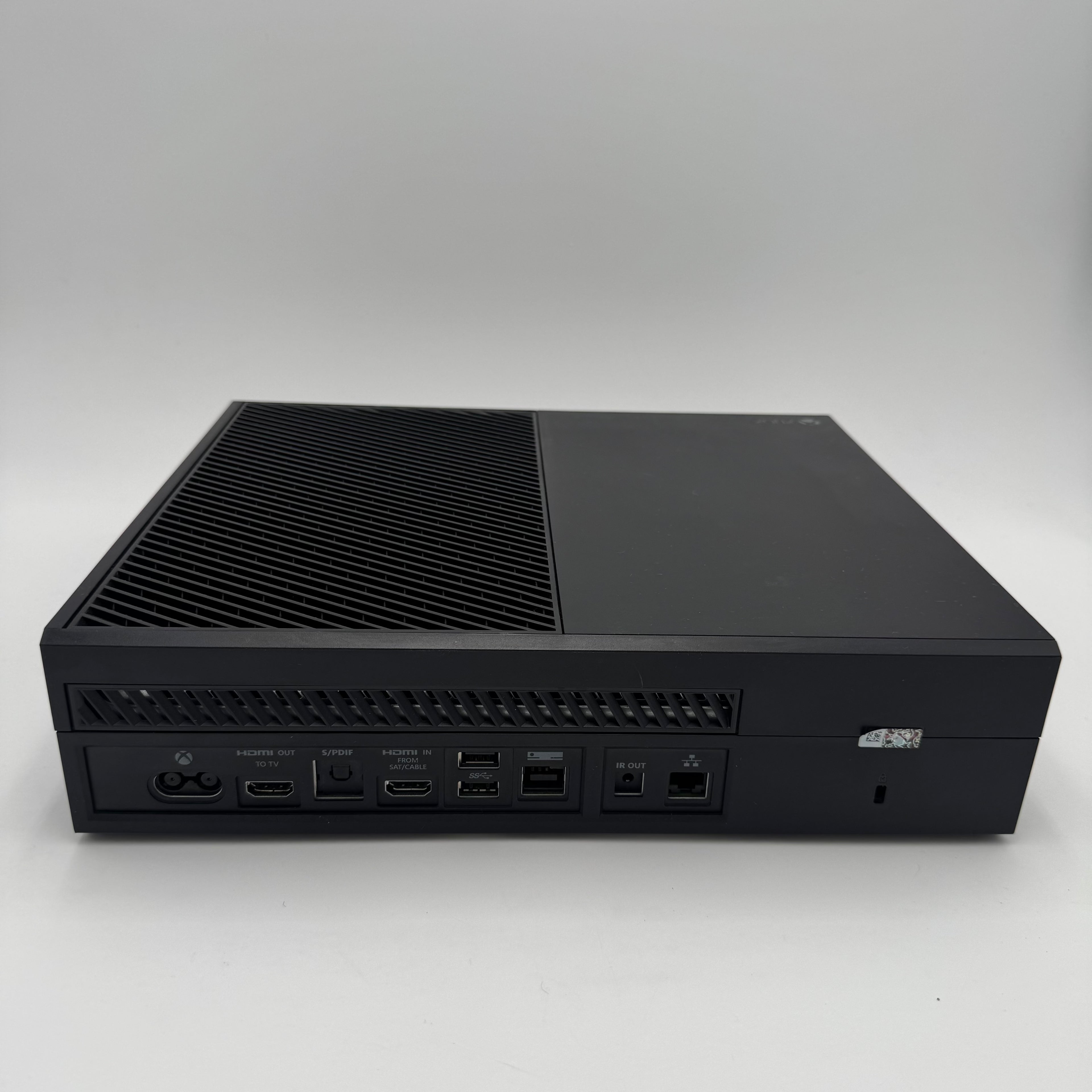 Microsoft Xbox One (1540) 2013 Console 500GB Black W/ Wireless Controller + Power Cable