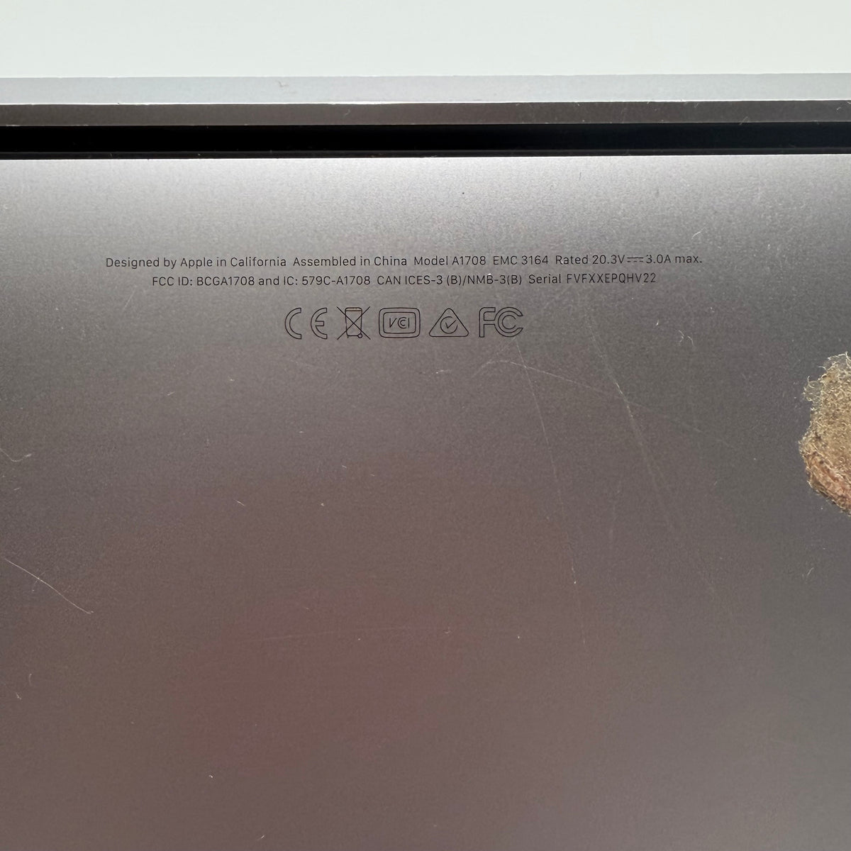 Apple MacBook Air Laptop 2017 128Gb 8GB Broken Battery - No Power No Display