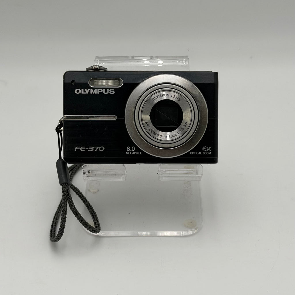 Olympus FE-370 Digital Camera Black Used A Lens Clear Flash Functional