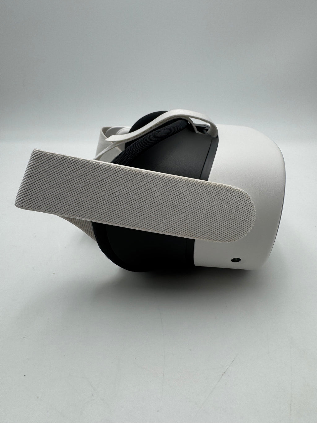 Meta Quest 3S 256GB VR Headset w/ Controllers