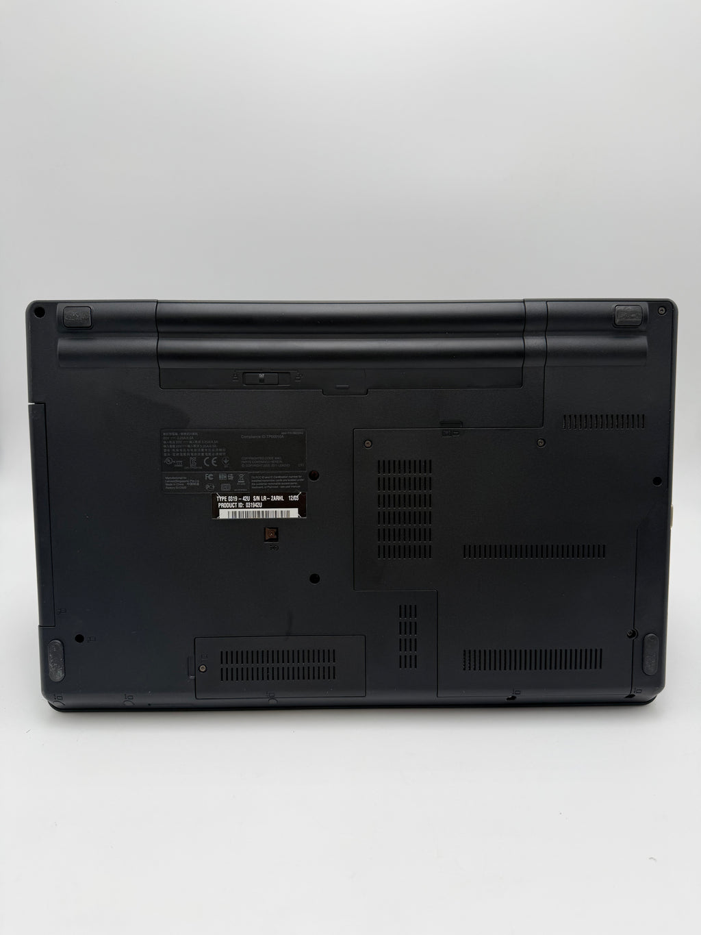 Lenovo ThinkPad Edge Laptop 15-inch Core i5 5th Gen 8GB RAM 500GB Black Broken
